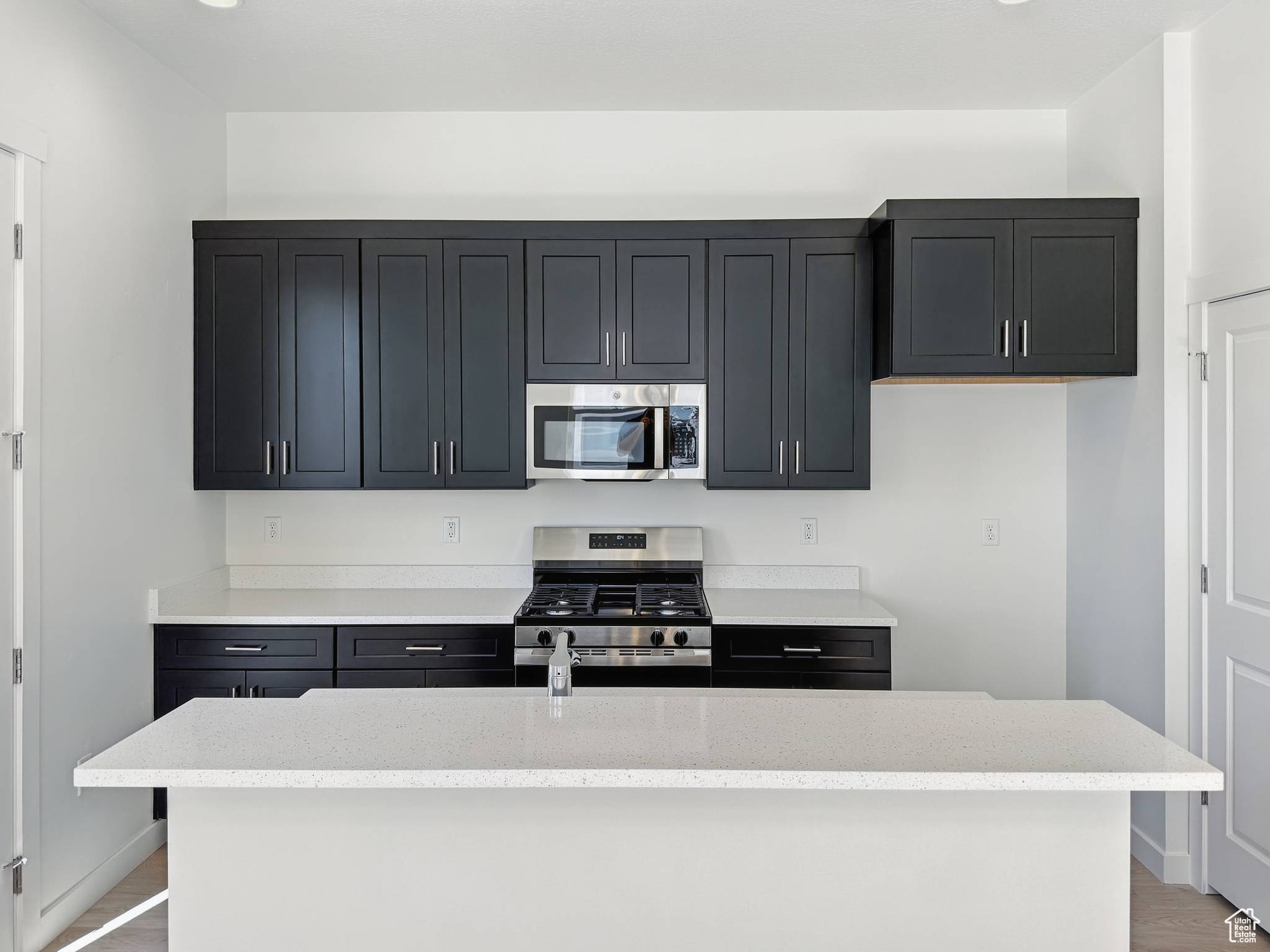 Magna, UT 84044,8268 JOSHUA TREE LN W