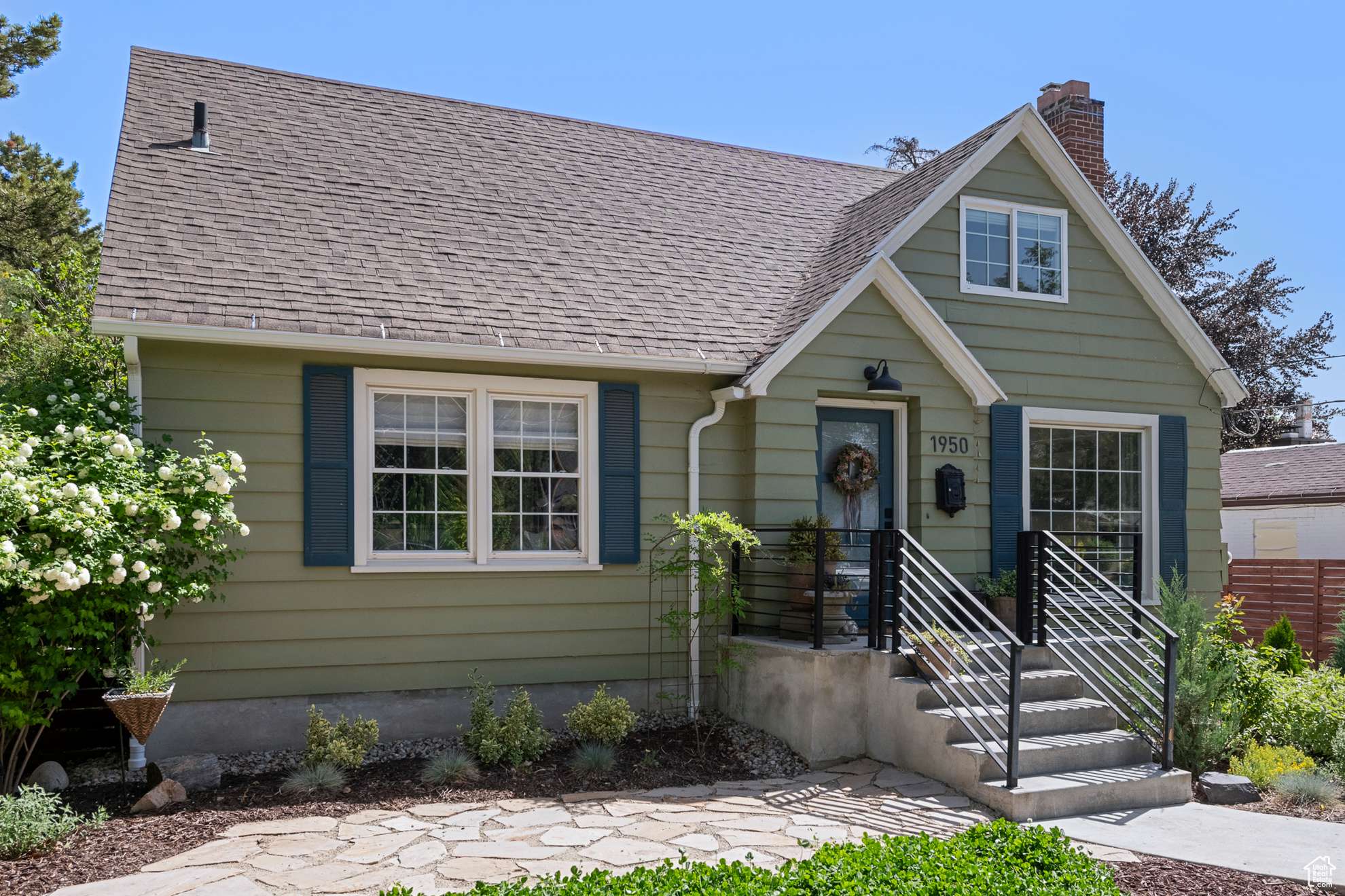 Holladay, UT 84117,1950 E SYCAMORE LN