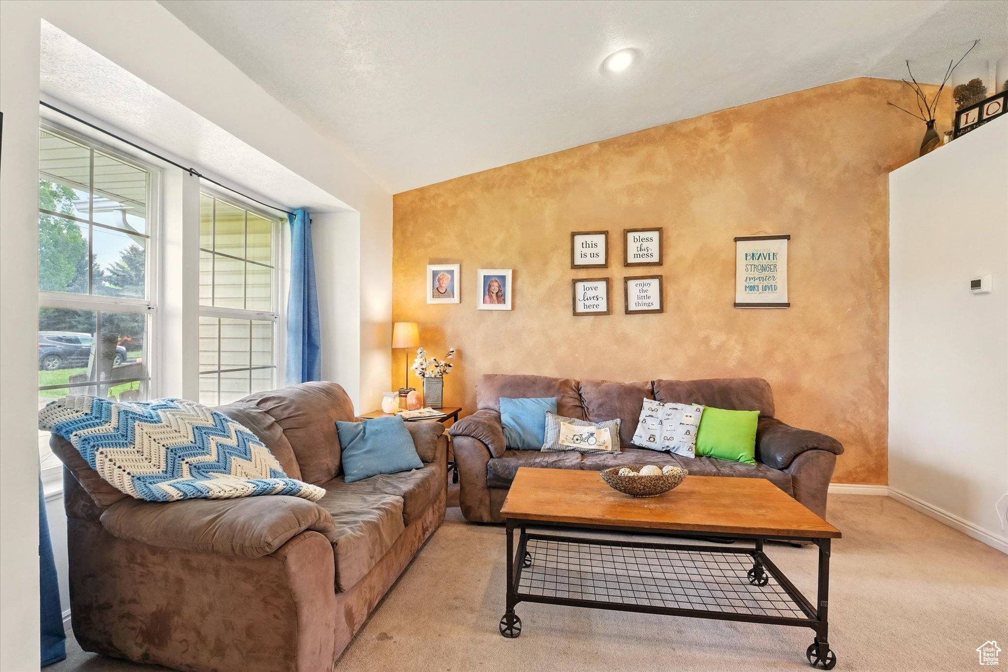 Wellsville, UT 84339,211 S 300 E