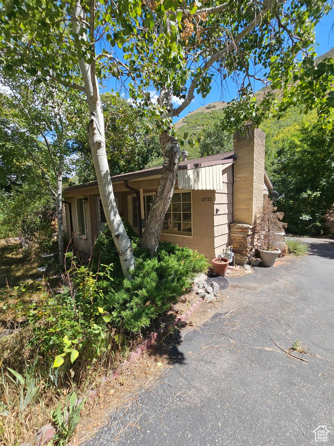 Emigration Canyon, UT 84108,3732 EMIGRATION CANYON RD