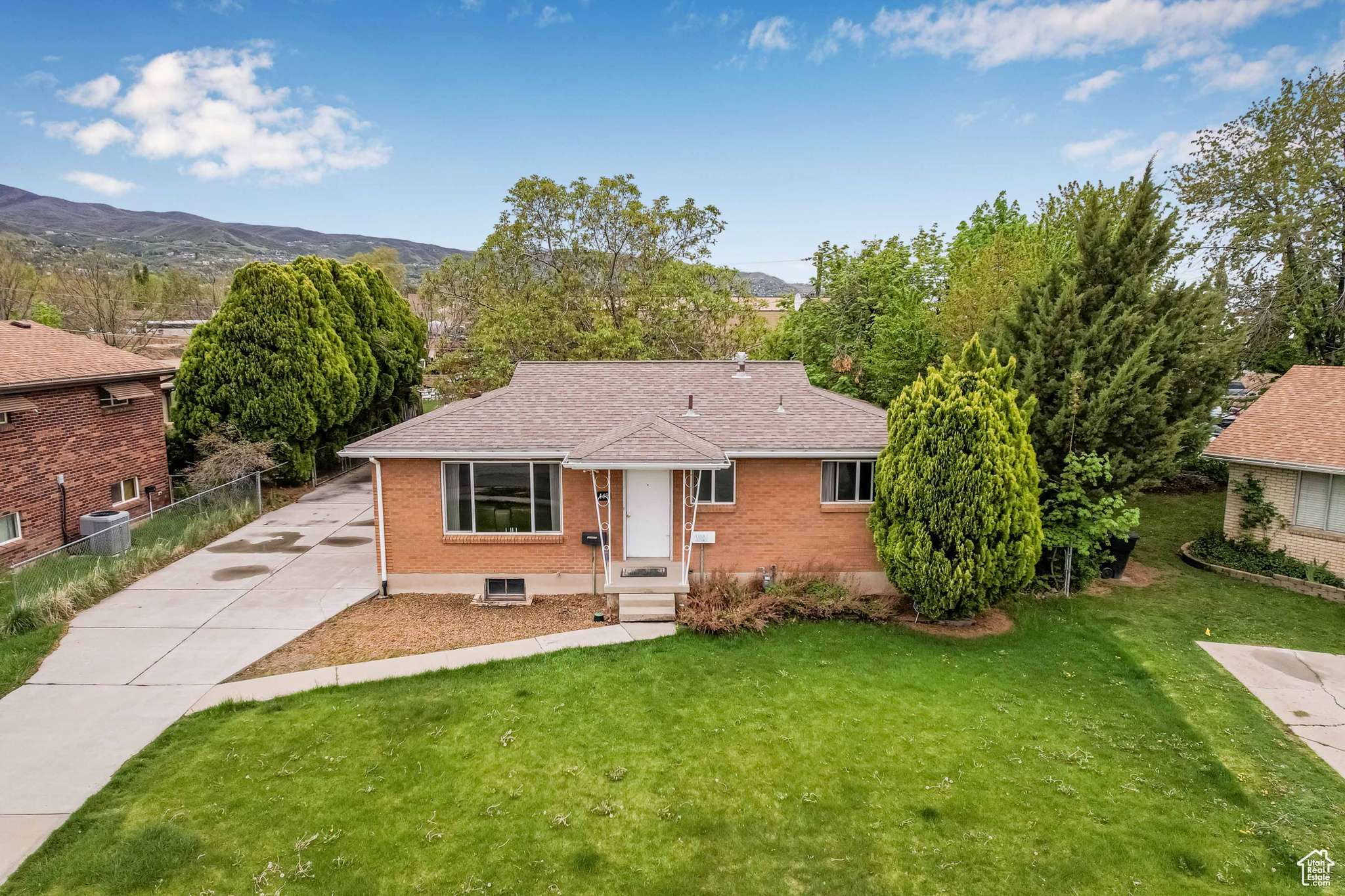 Bountiful, UT 84010,449 W 850 S
