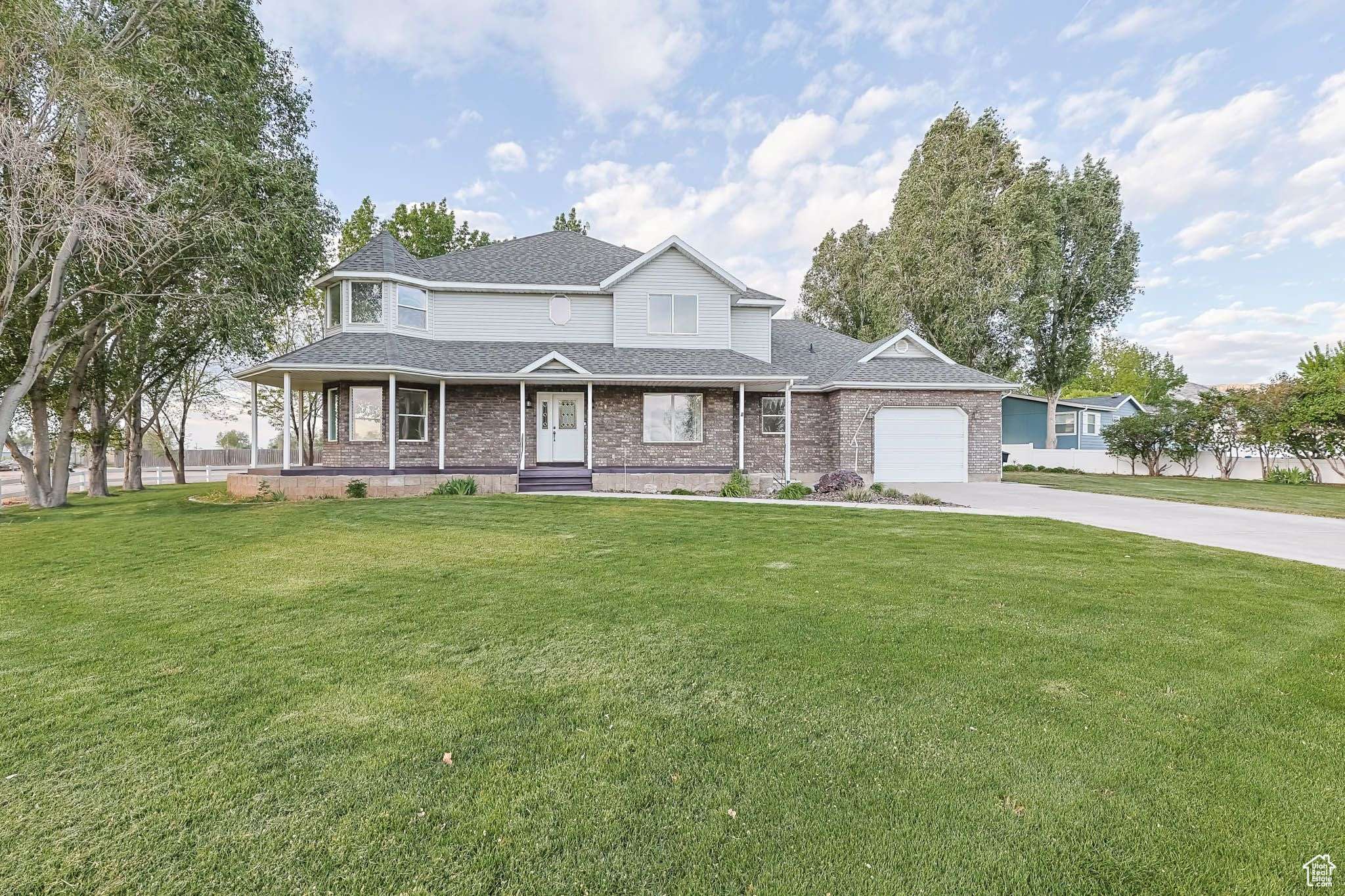 Levan, UT 84639,280 W 500 S