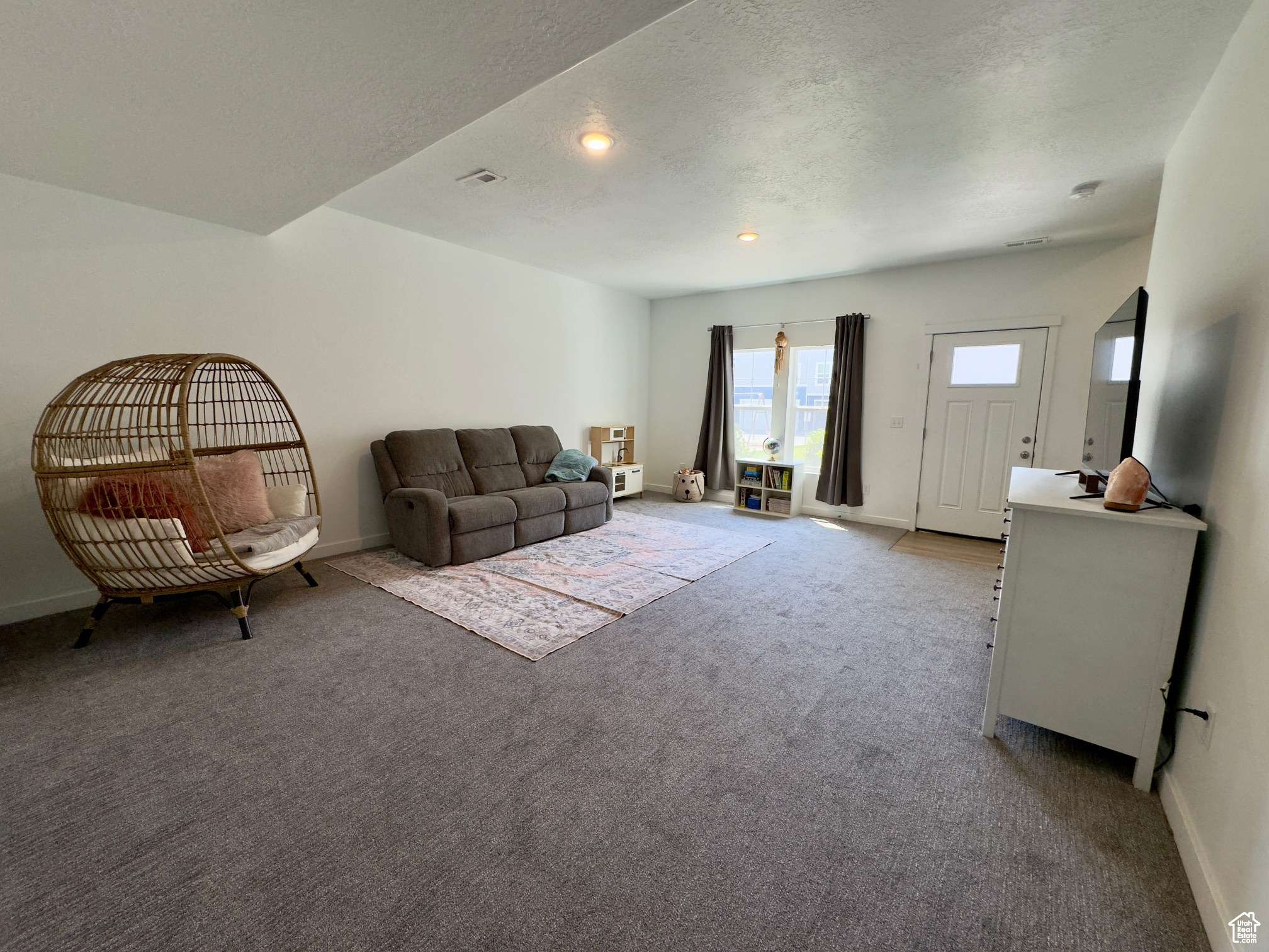 Vineyard, UT 84059,353 N 750 E