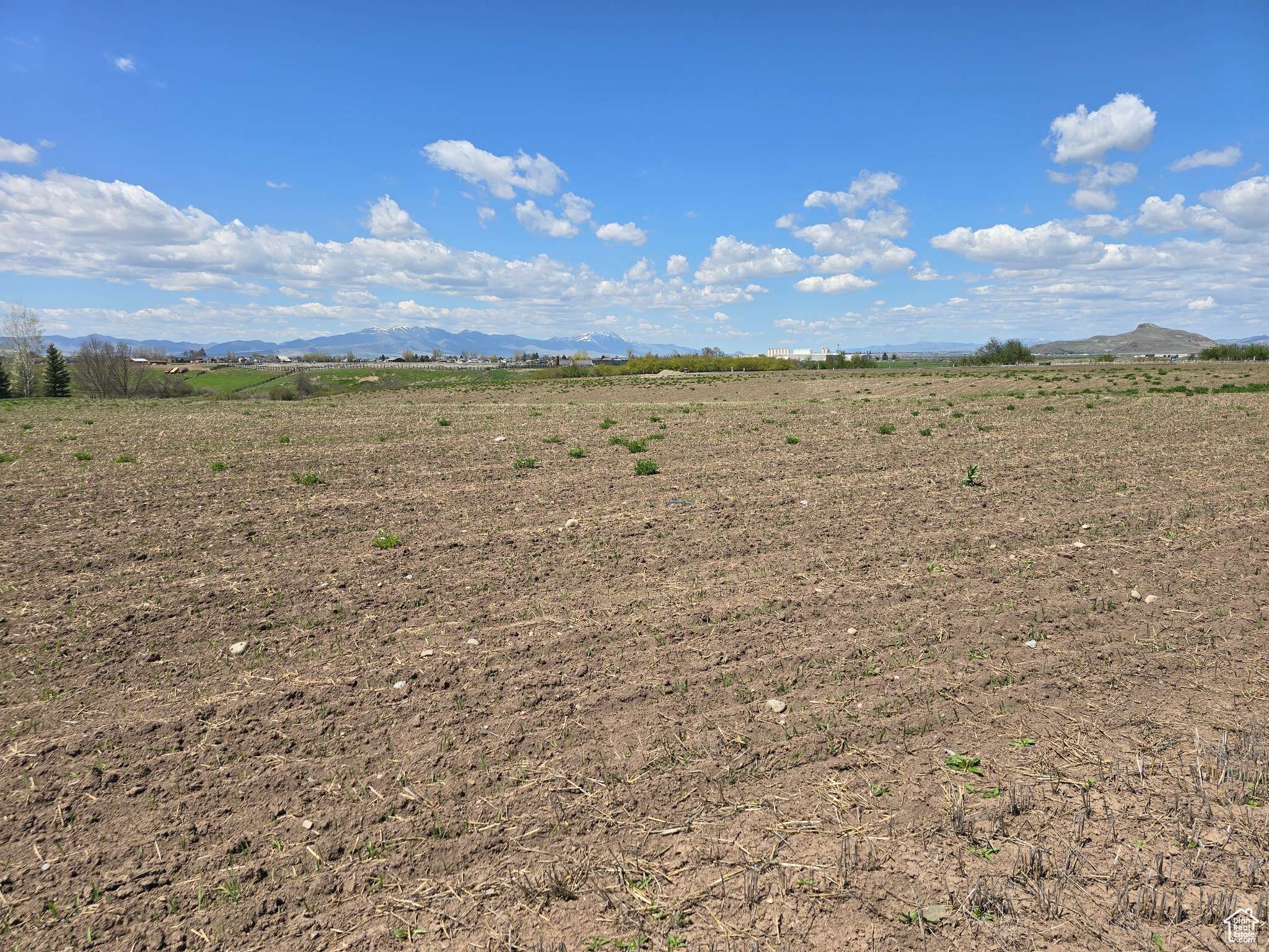 Cove, UT 84320,12455 N 525 E #1