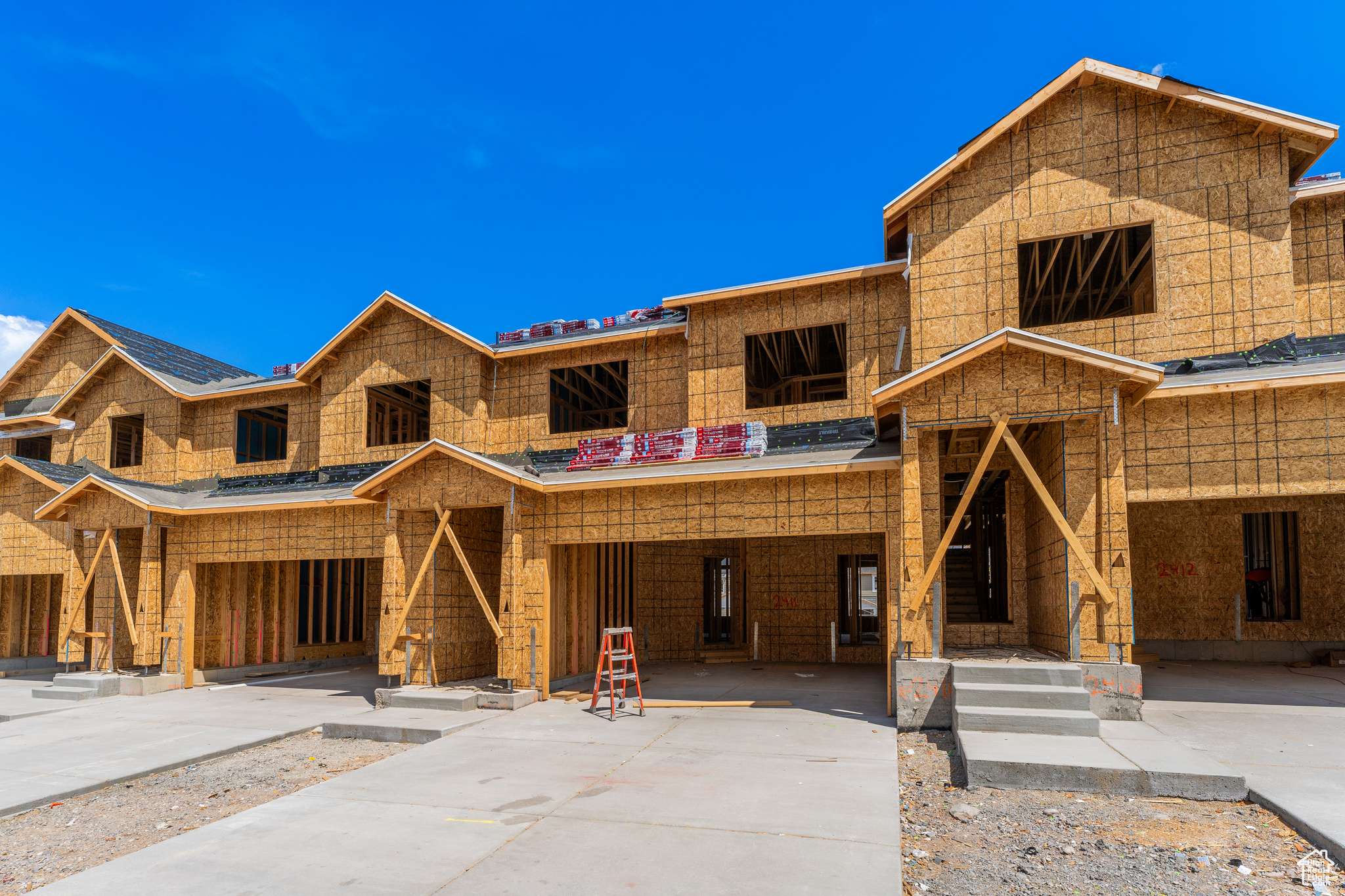 Saratoga Springs, UT 84045,2794 N RED VELVET LN #2411