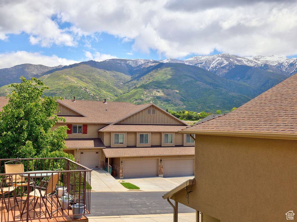 Layton, UT 84040,1852 E WHITETAIL DR N #106