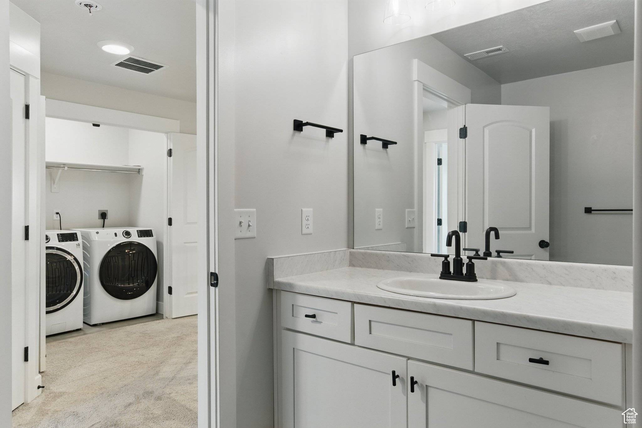 Lehi, UT 84043,1988 N 3900 W