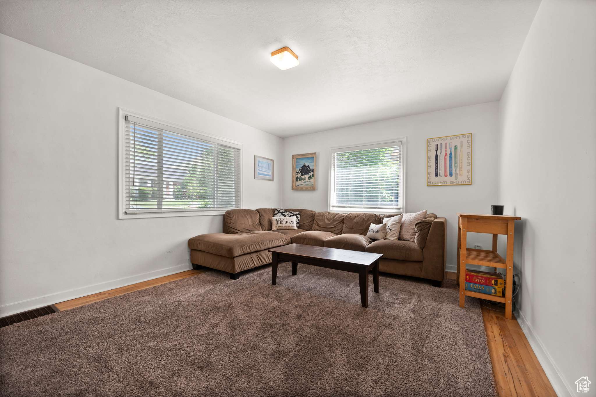 Salt Lake City, UT 84109,2574 E ELM AVE S