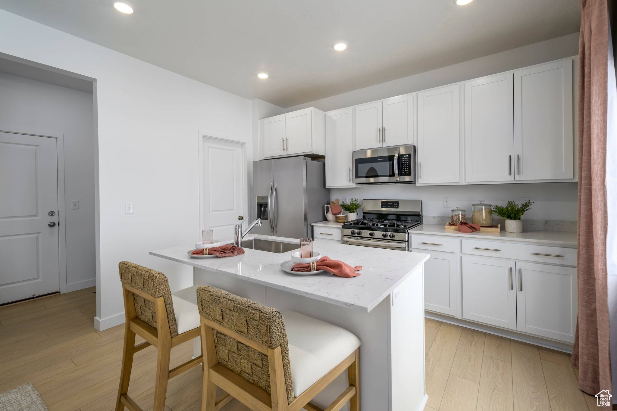 West Jordan, UT 84081,6062 W GRANET GROVE WAY S #236