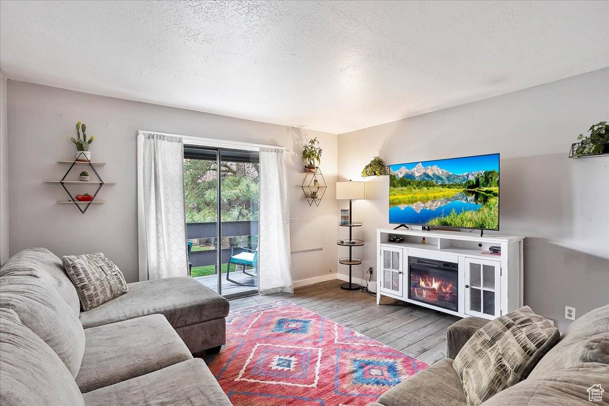 South Ogden, UT 84403,5667 S ASPEN CT E