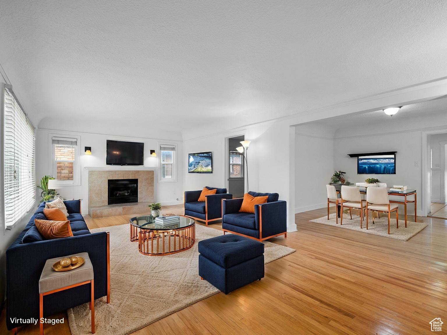 Salt Lake City, UT 84111,1067 S 400 E