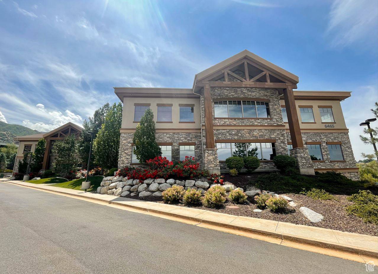 Salt Lake City, UT 84121,6465 S 3000 E #105
