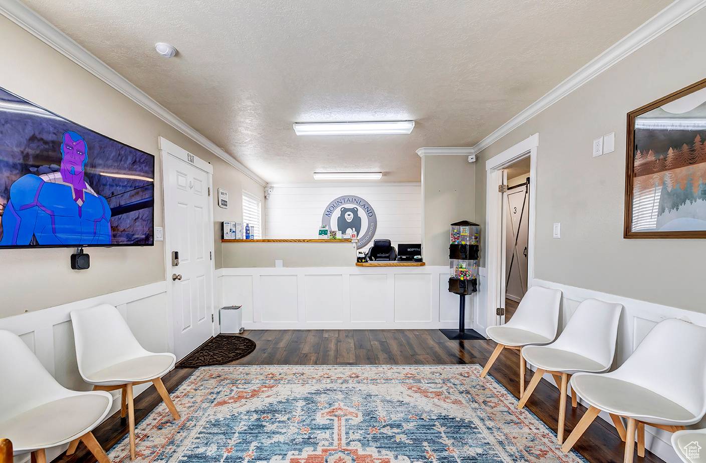 Lehi, UT 84043,588 E MAIN ST