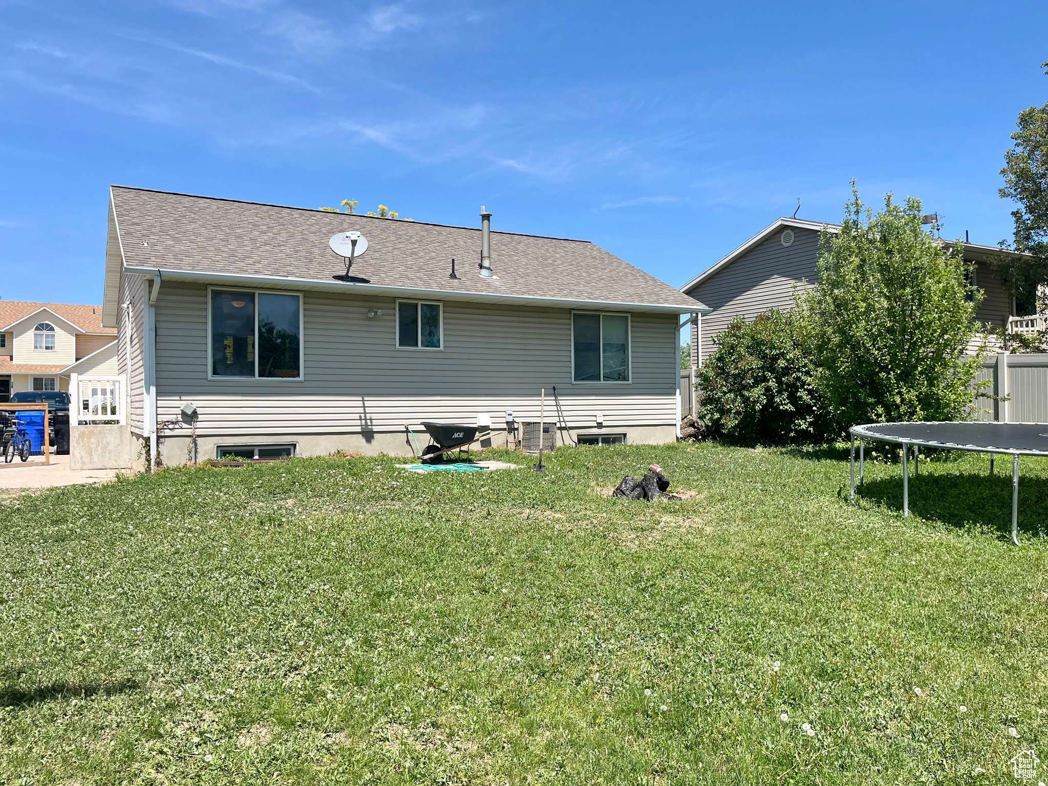 Tremonton, UT 84337,524 W 860 S