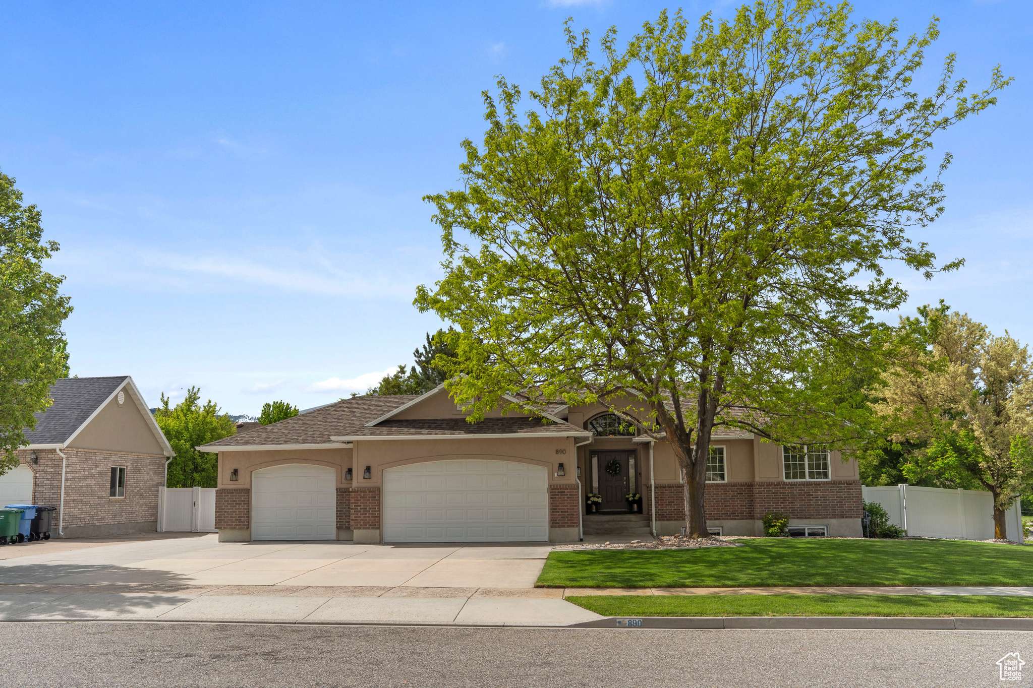 Smithfield, UT 84335,890 E 20 N