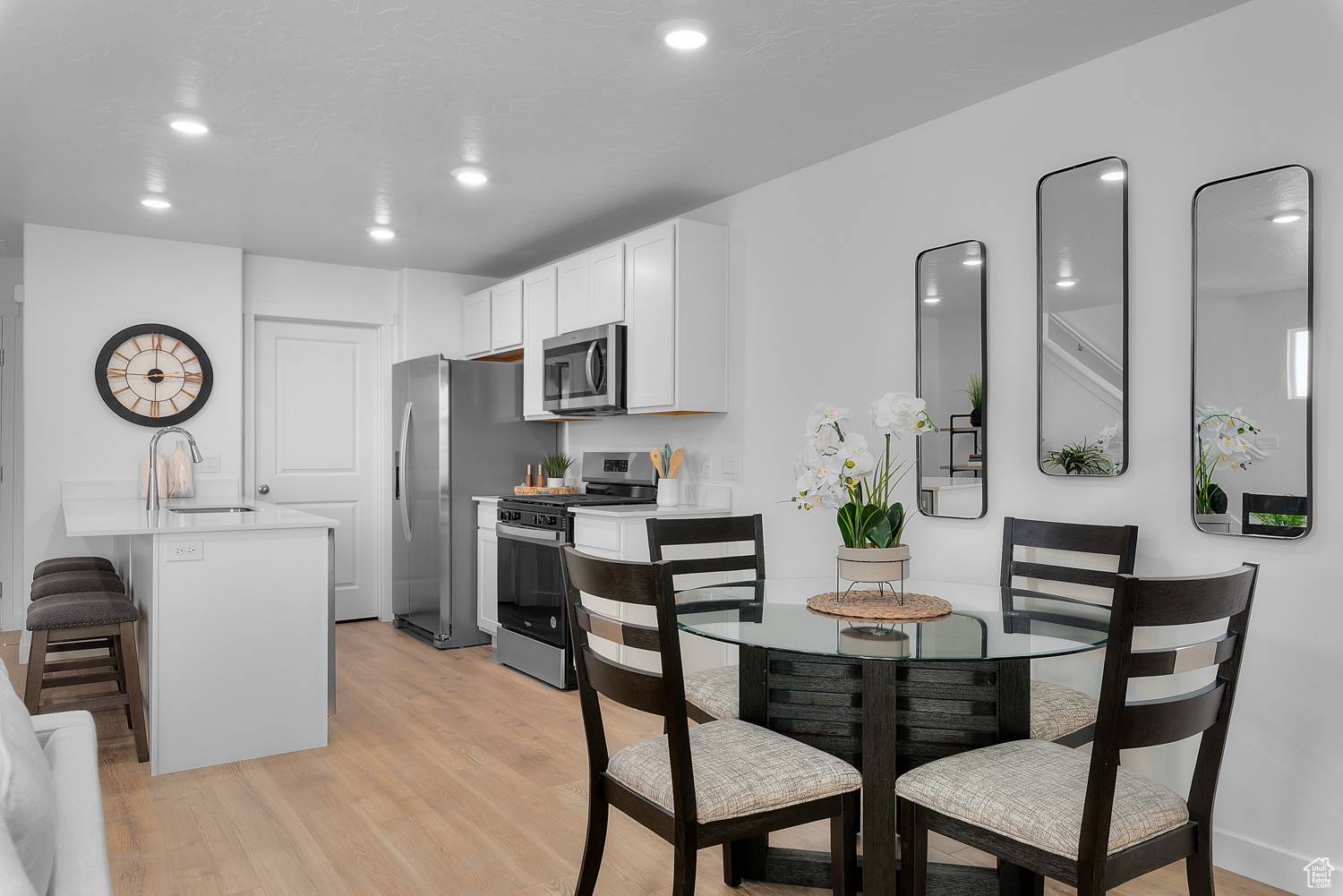Saratoga Springs, UT 84045,122 N SEASIDE ST #2319