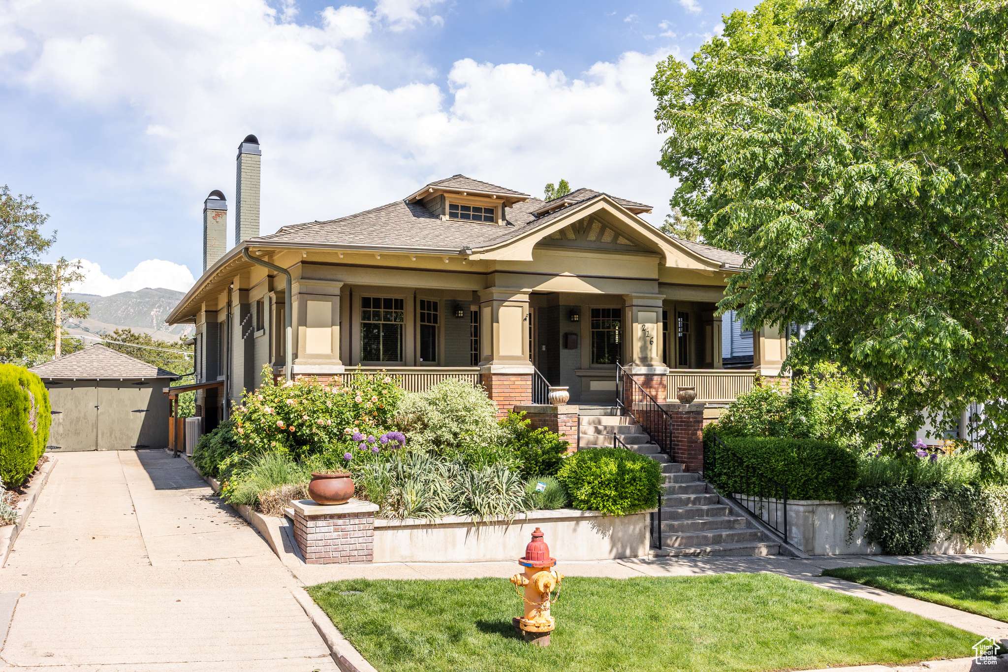 Salt Lake City, UT 84103,216 B ST