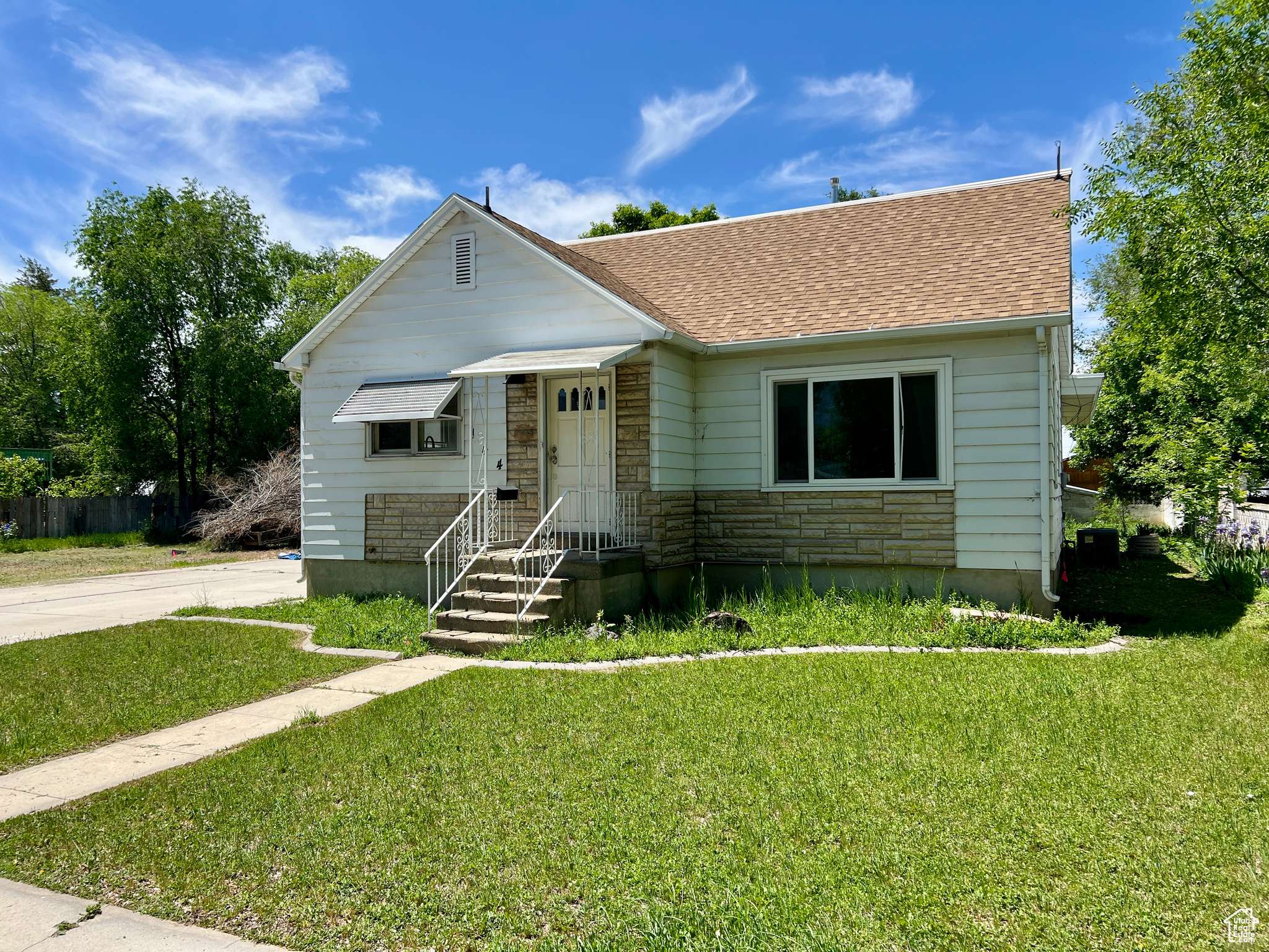 Tremonton, UT 84337,144 S 100 W