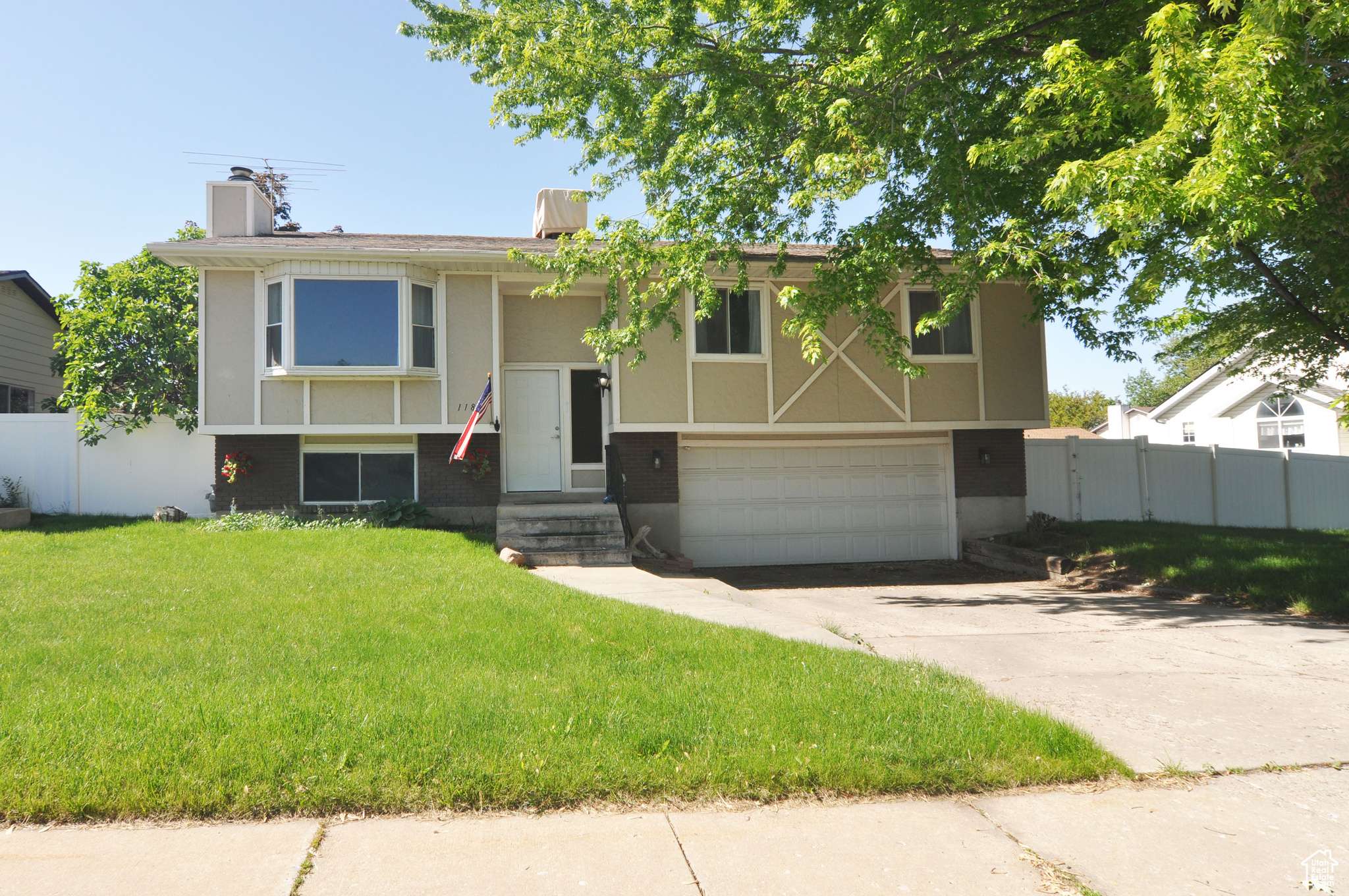 Clearfield, UT 84015,1185 W 725 N