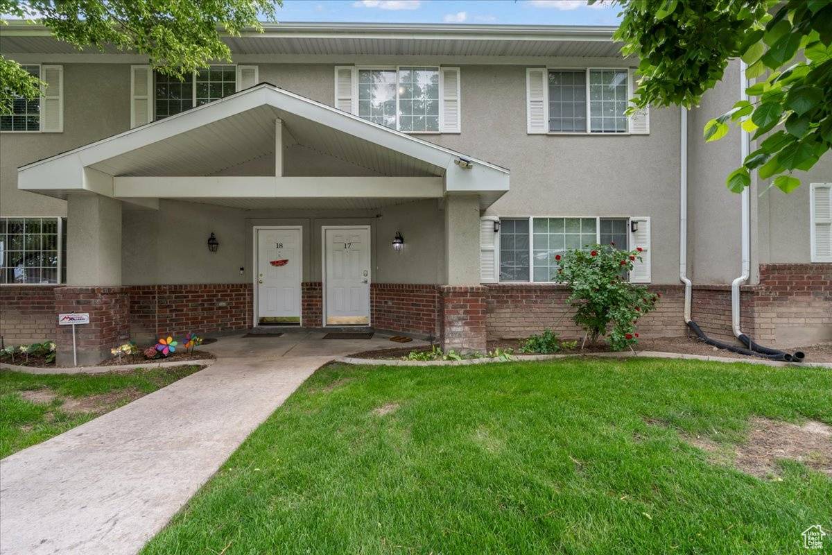 West Jordan, UT 84084,7638 S REDWOOD RD #17