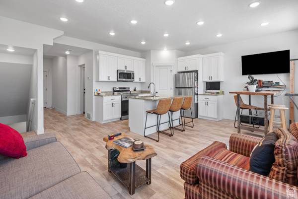 Provo, UT 84606,1024 E 1300 S #31