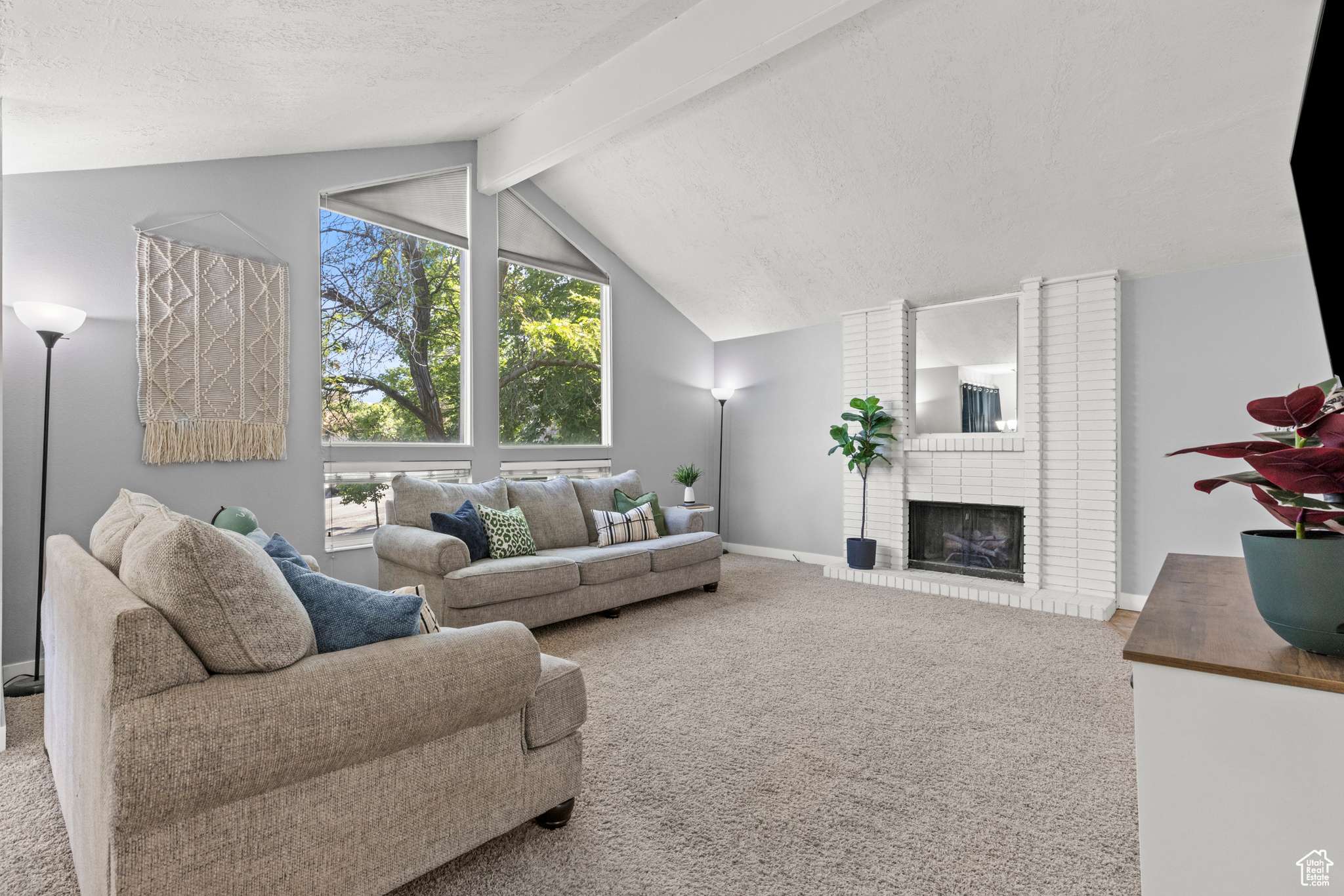 North Salt Lake, UT 84054,720 FREEDOM CIR
