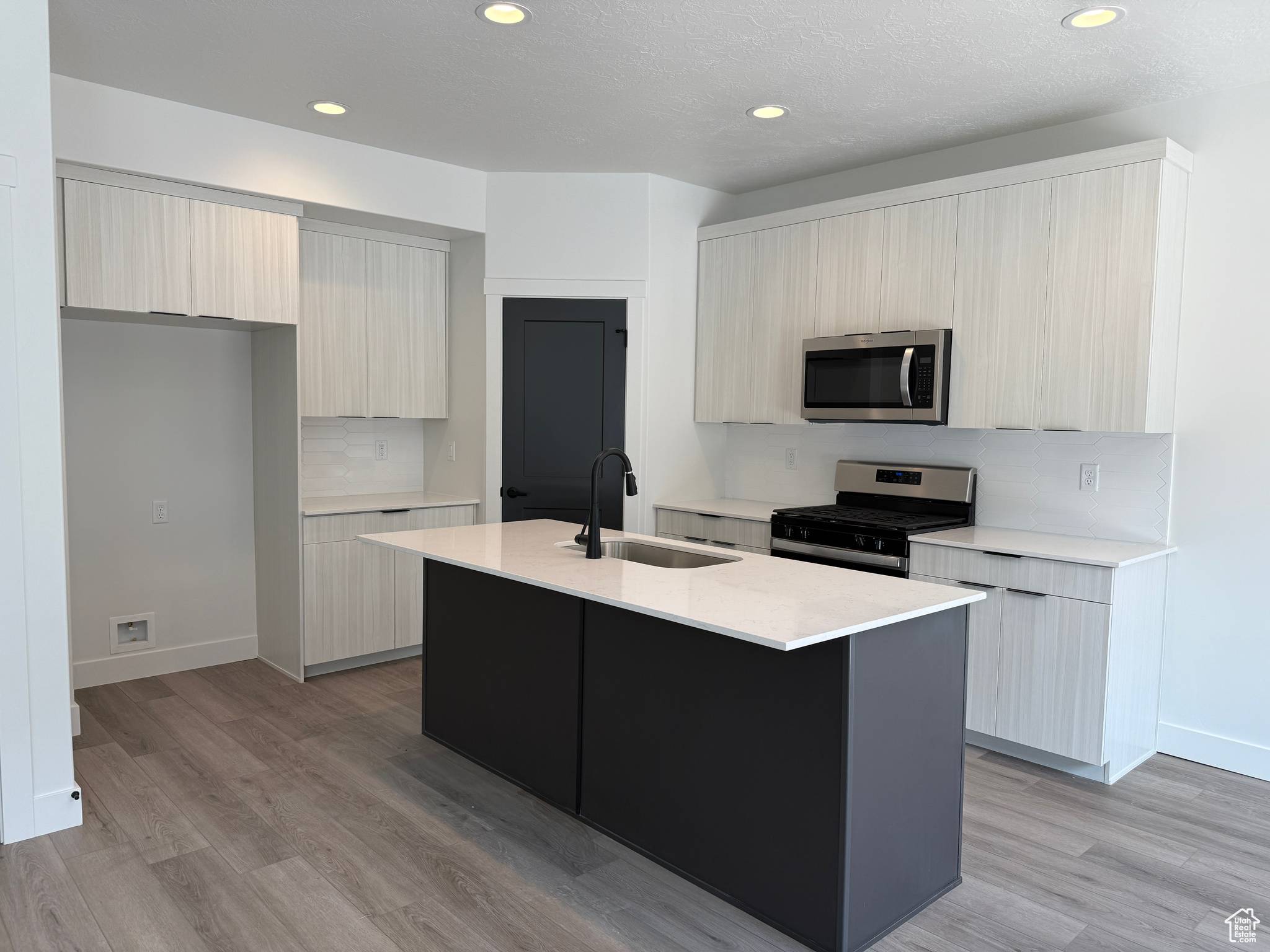 West Haven, UT 84401,3664 S 4600 W #222