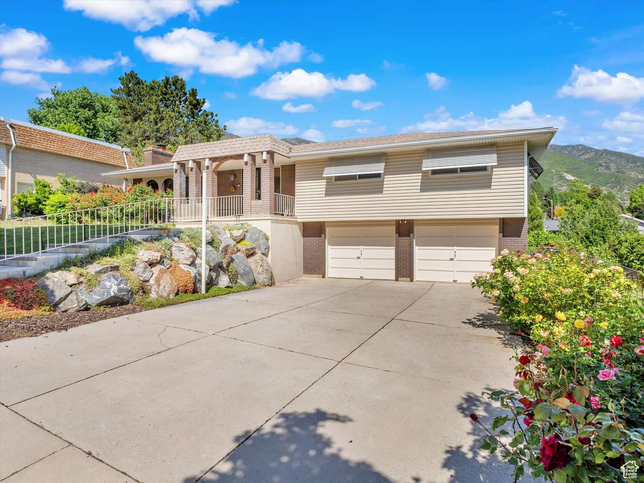 Ogden, UT 84403,5104 SHAWNEE LN
