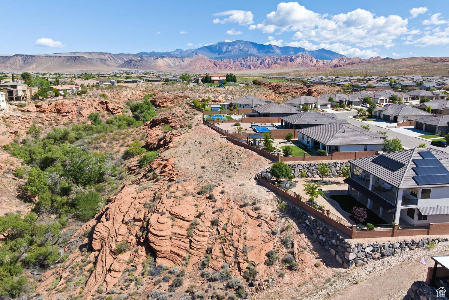 Washington, UT 84780,833 N CAMINO PICO