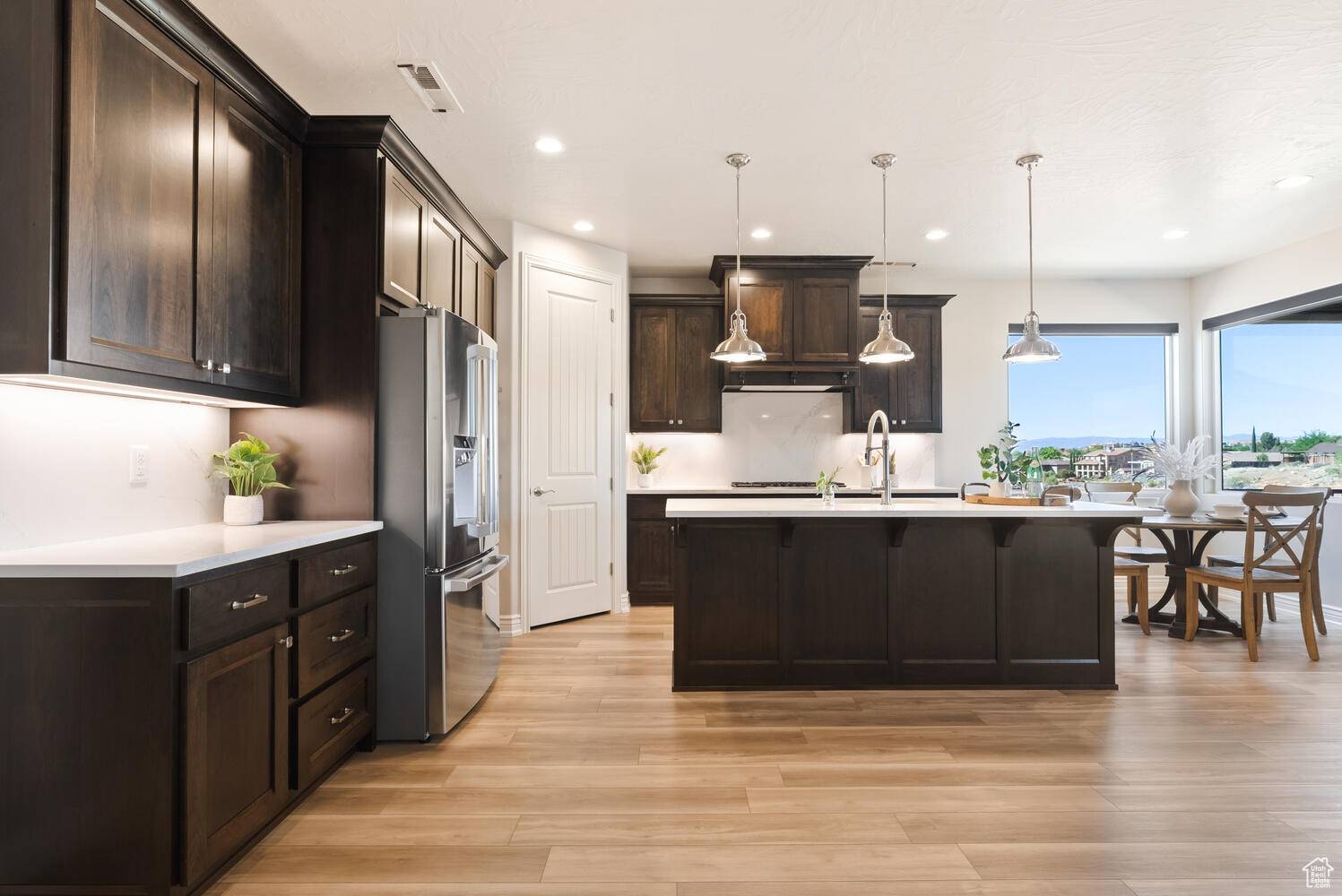 Washington, UT 84780,833 N CAMINO PICO