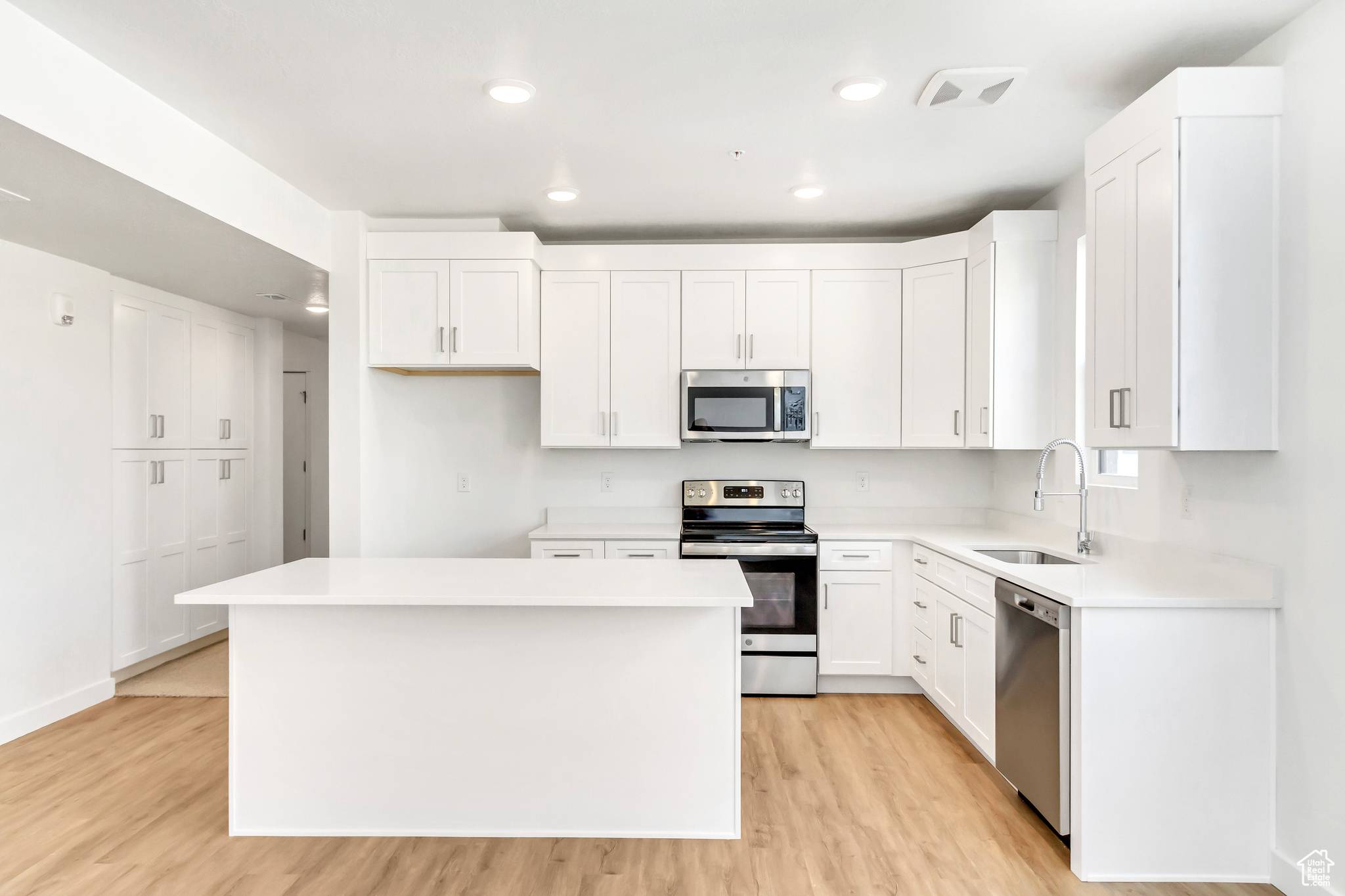 South Jordan, UT 84009,5263 W REVENTON RD S