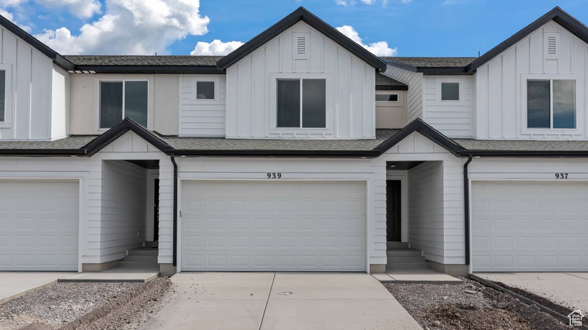 Saratoga Springs, UT 84045,862 E SAND DOLLAR WAY #2327