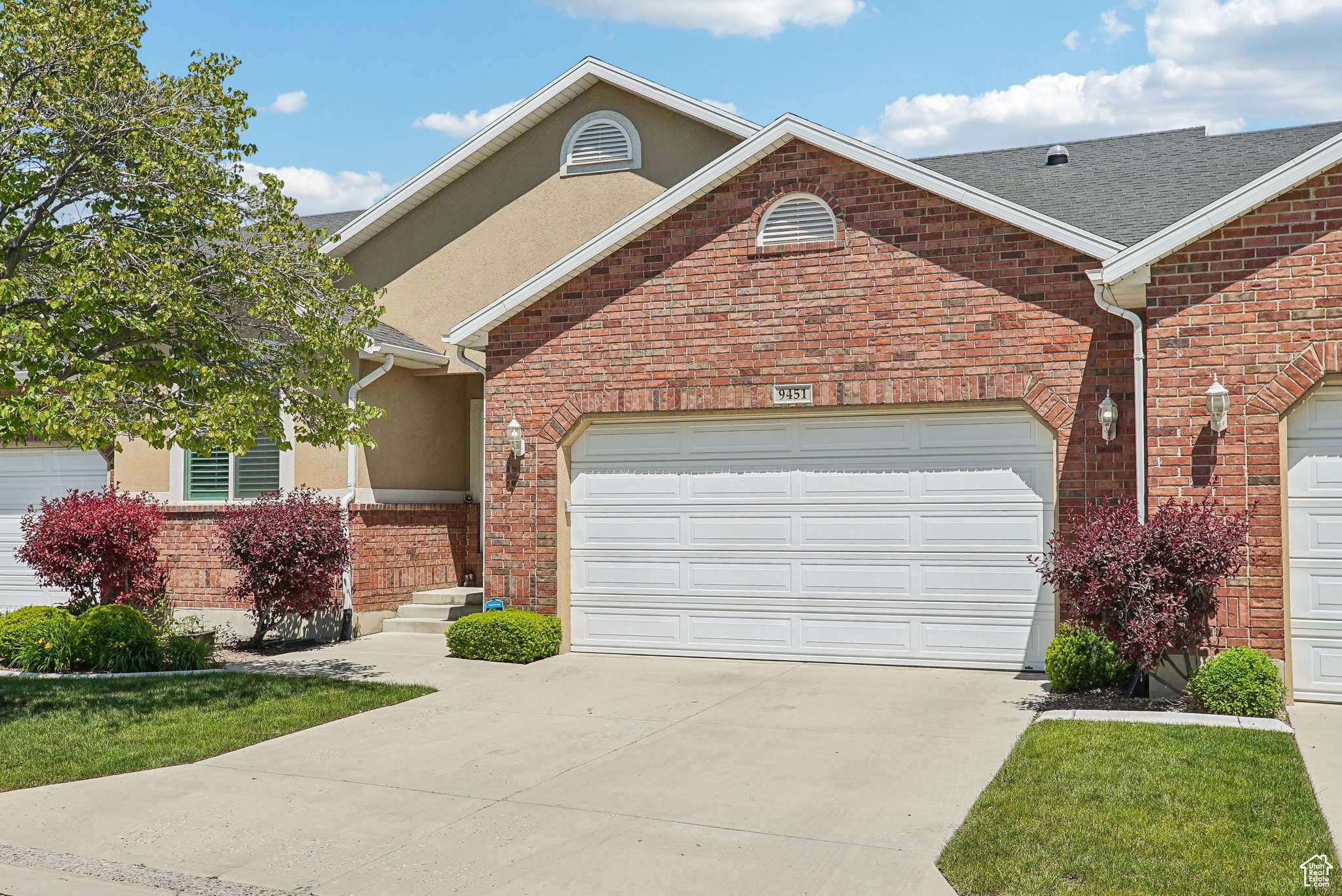 South Jordan, UT 84095,9451 S PEACEFUL VIEW WAY