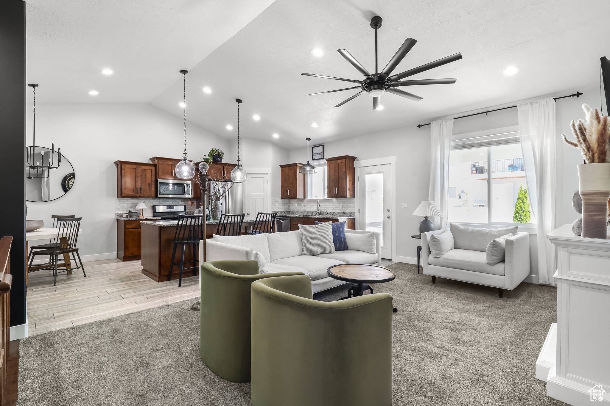 North Ogden, UT 84414,3790 LAKEVIEW DR