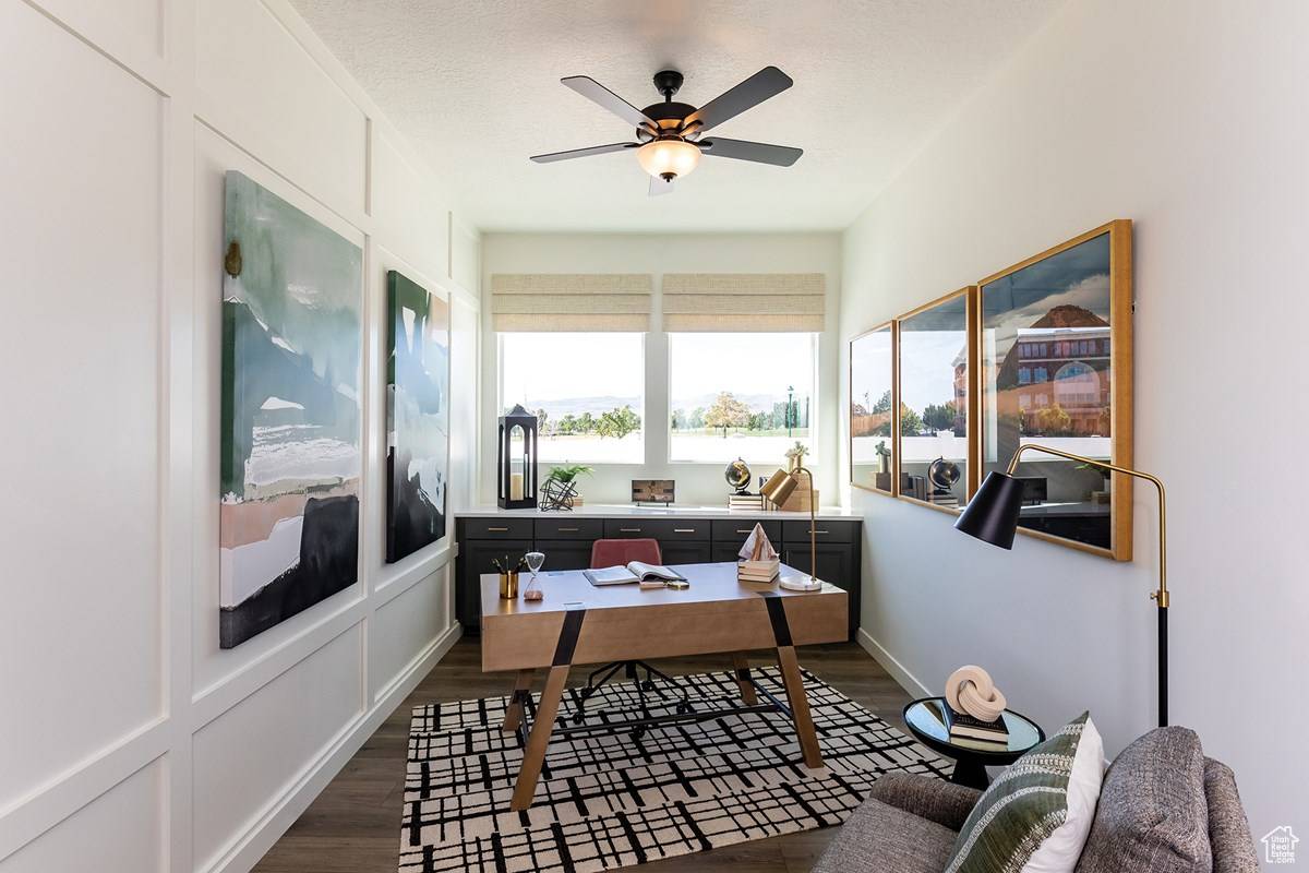 Riverton, UT 84065,12708 S JUNES GARDEN PL #204
