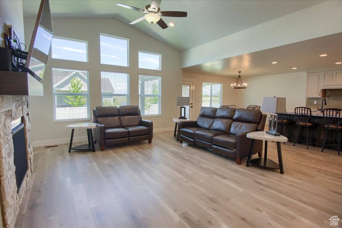 West Point, UT 84015,4016 W 625 S