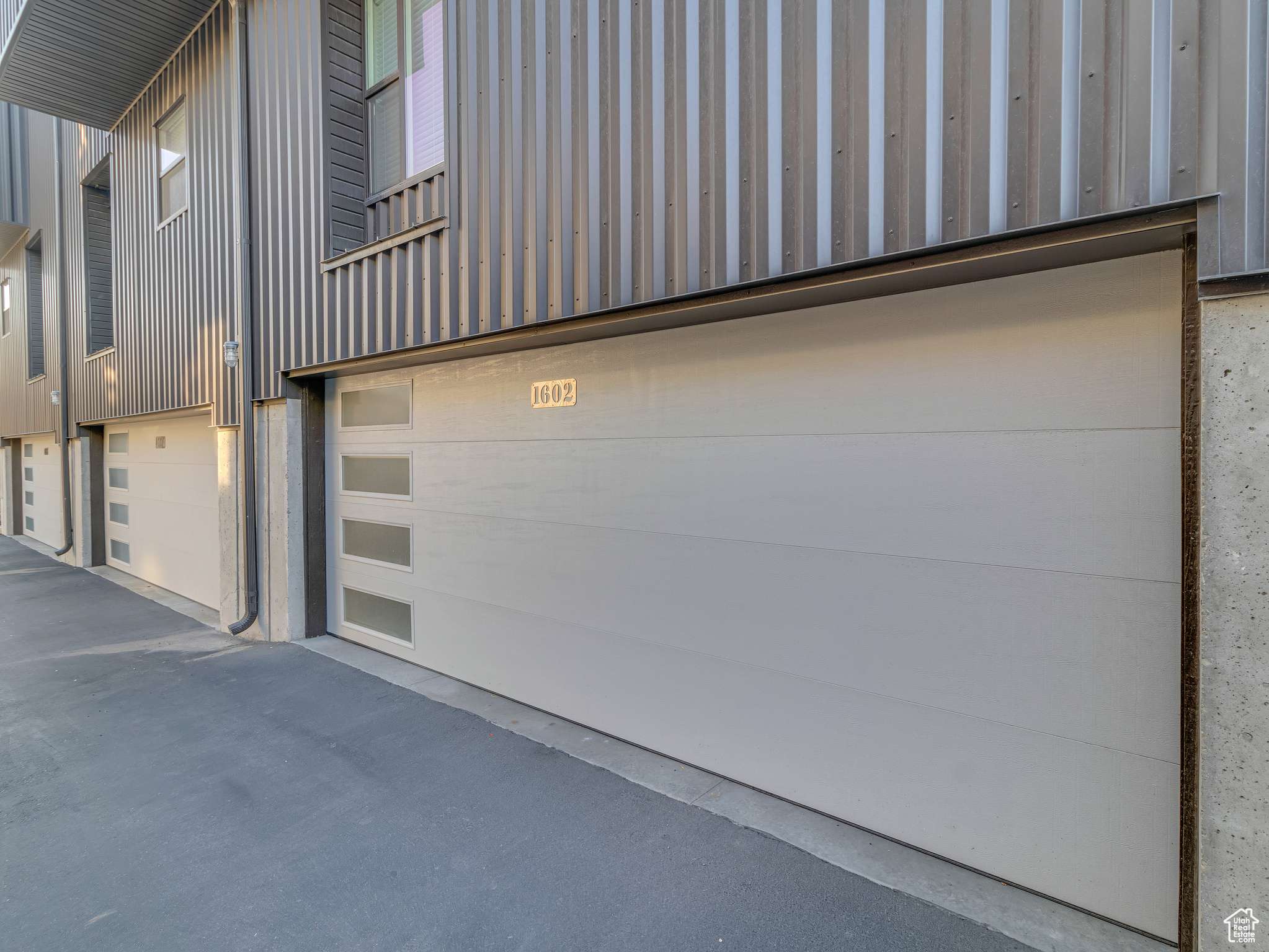 Millcreek, UT 84106,1618 E 3300 S