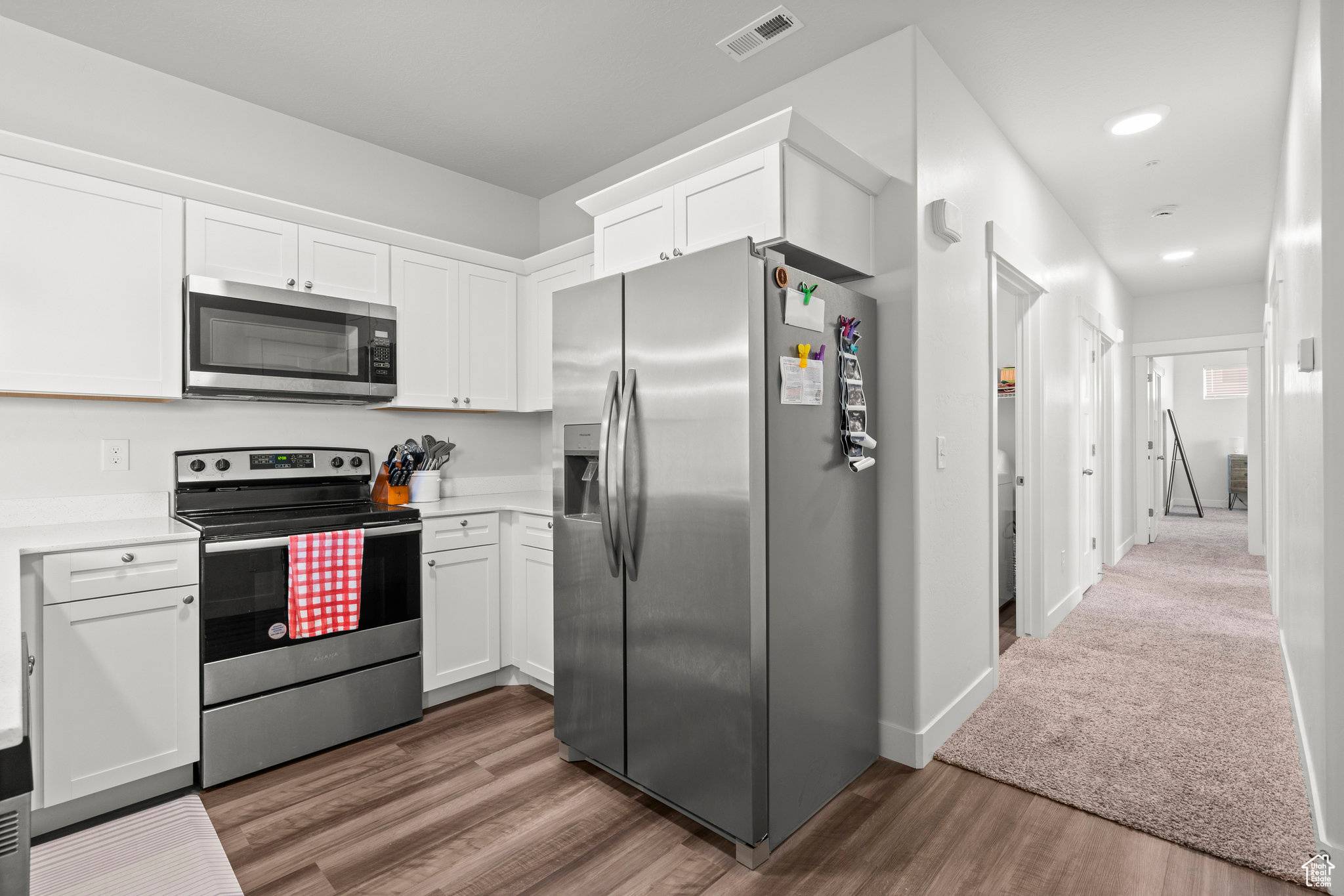 Saratoga Springs, UT 84045,972 W SPIDER GREEN WAY N #E302