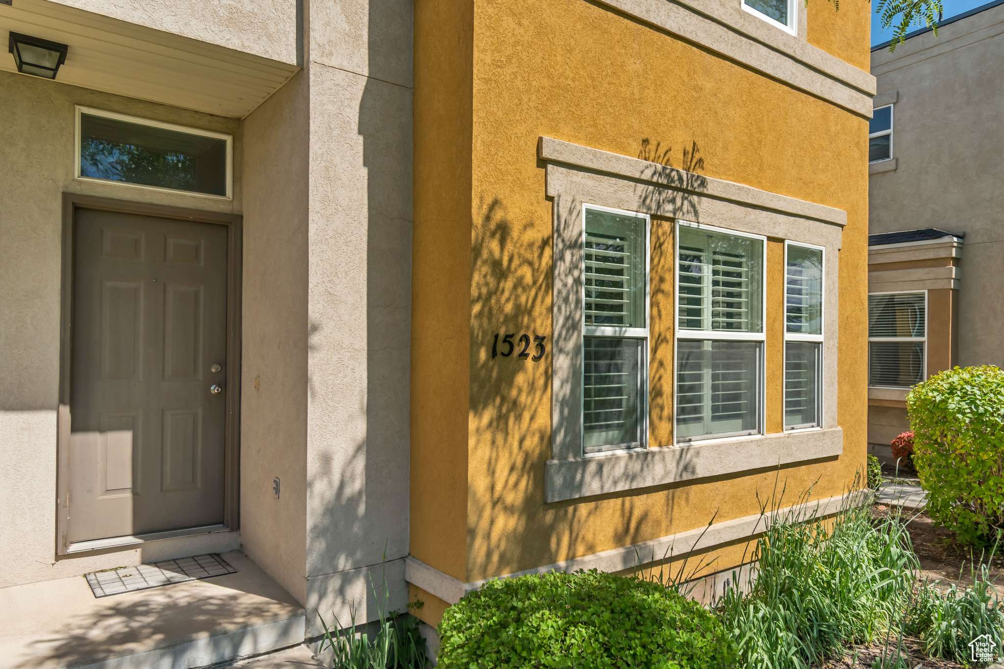 Woods Cross, UT 84087,1523 S 870 W