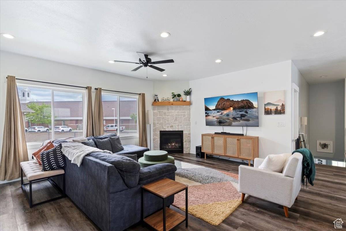 Pleasant View, UT 84414,1015 W 3000 N N