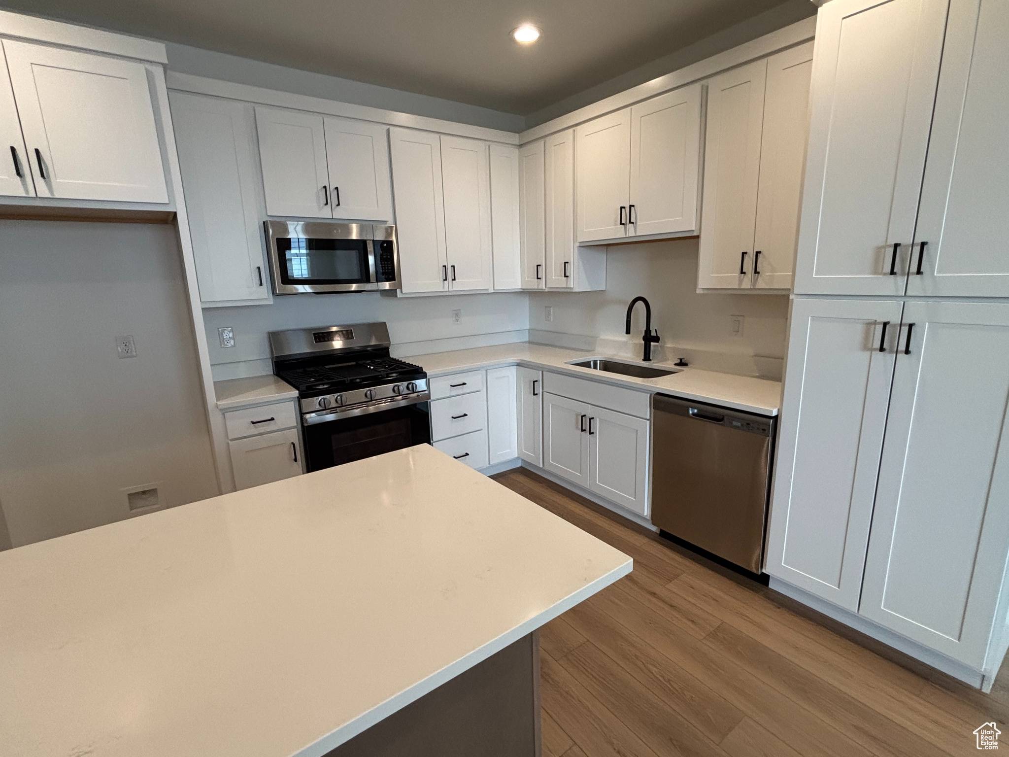 South Jordan, UT 84009,6889 W SOUTH JORDAN PKWY