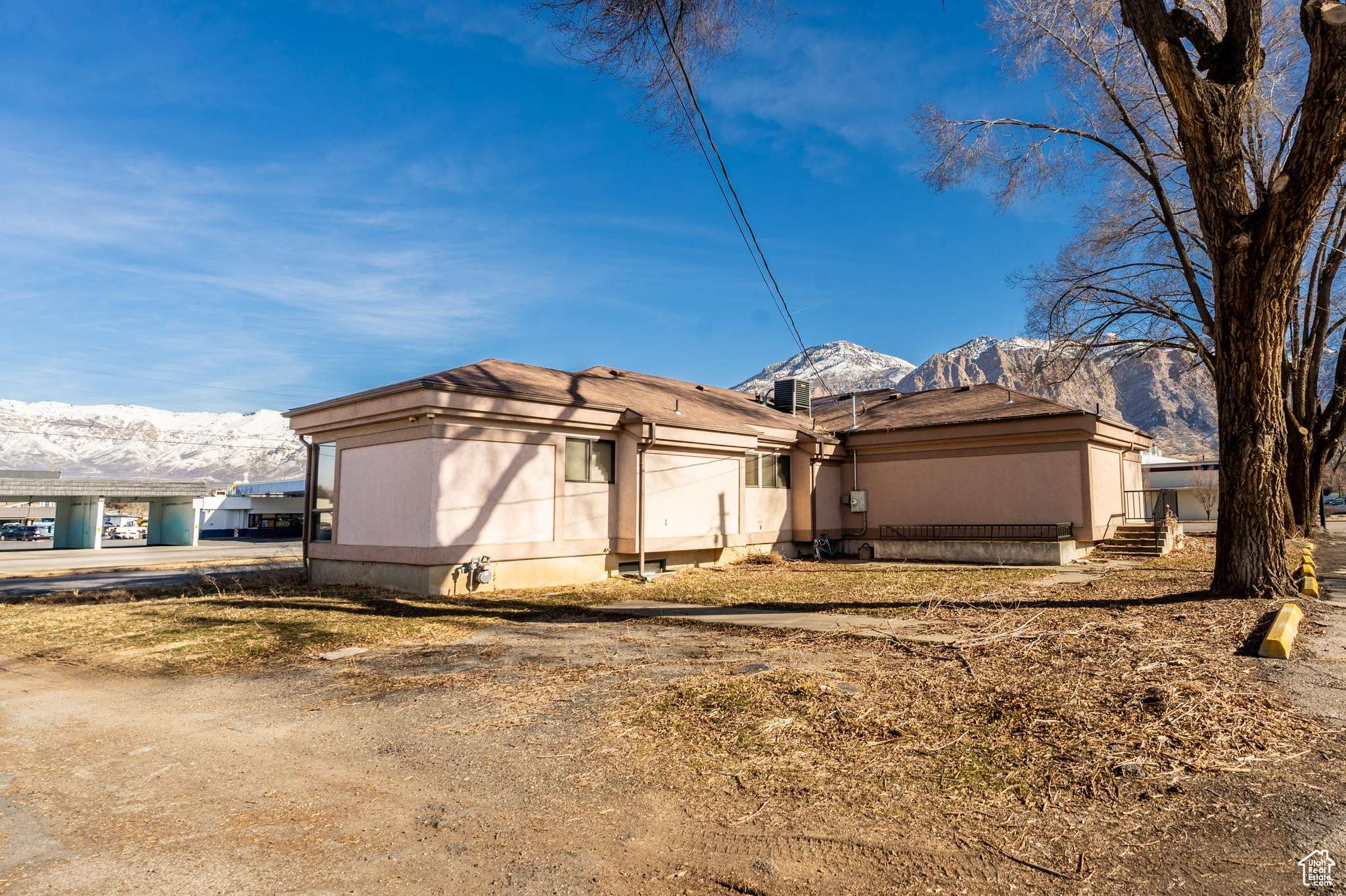 house_img