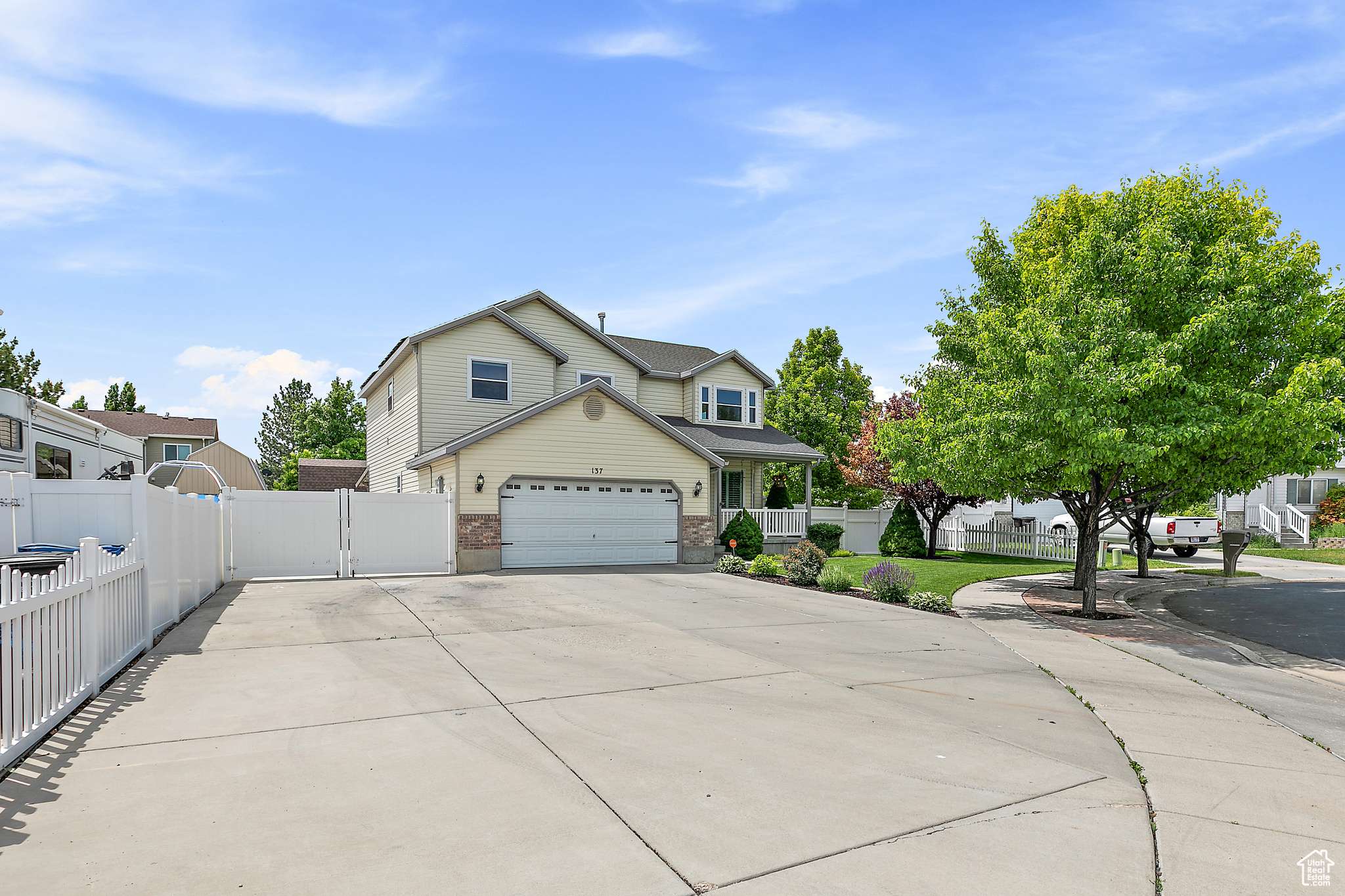 Stansbury Park, UT 84074,137 STERN CT