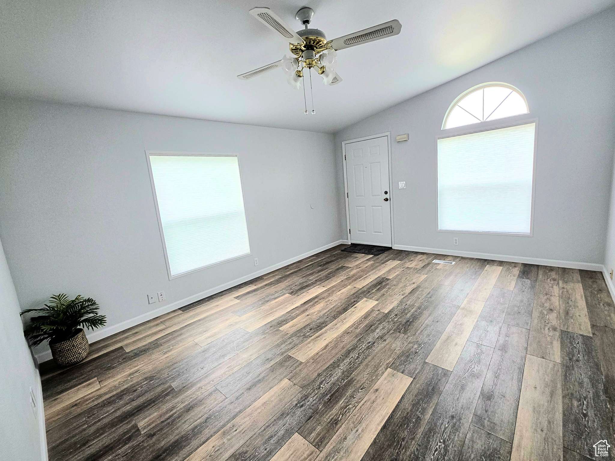 Farr West, UT 84404,1111 N 2000 W #225