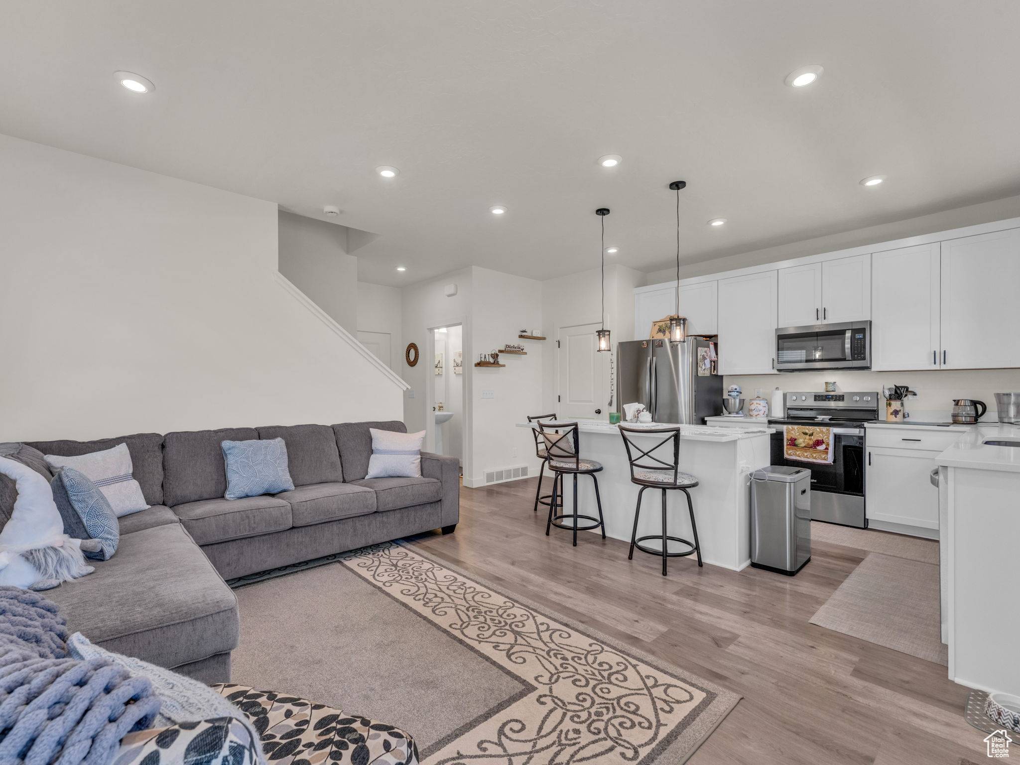 Eagle Mountain, UT 84005,4423 E LONGLEAF LN