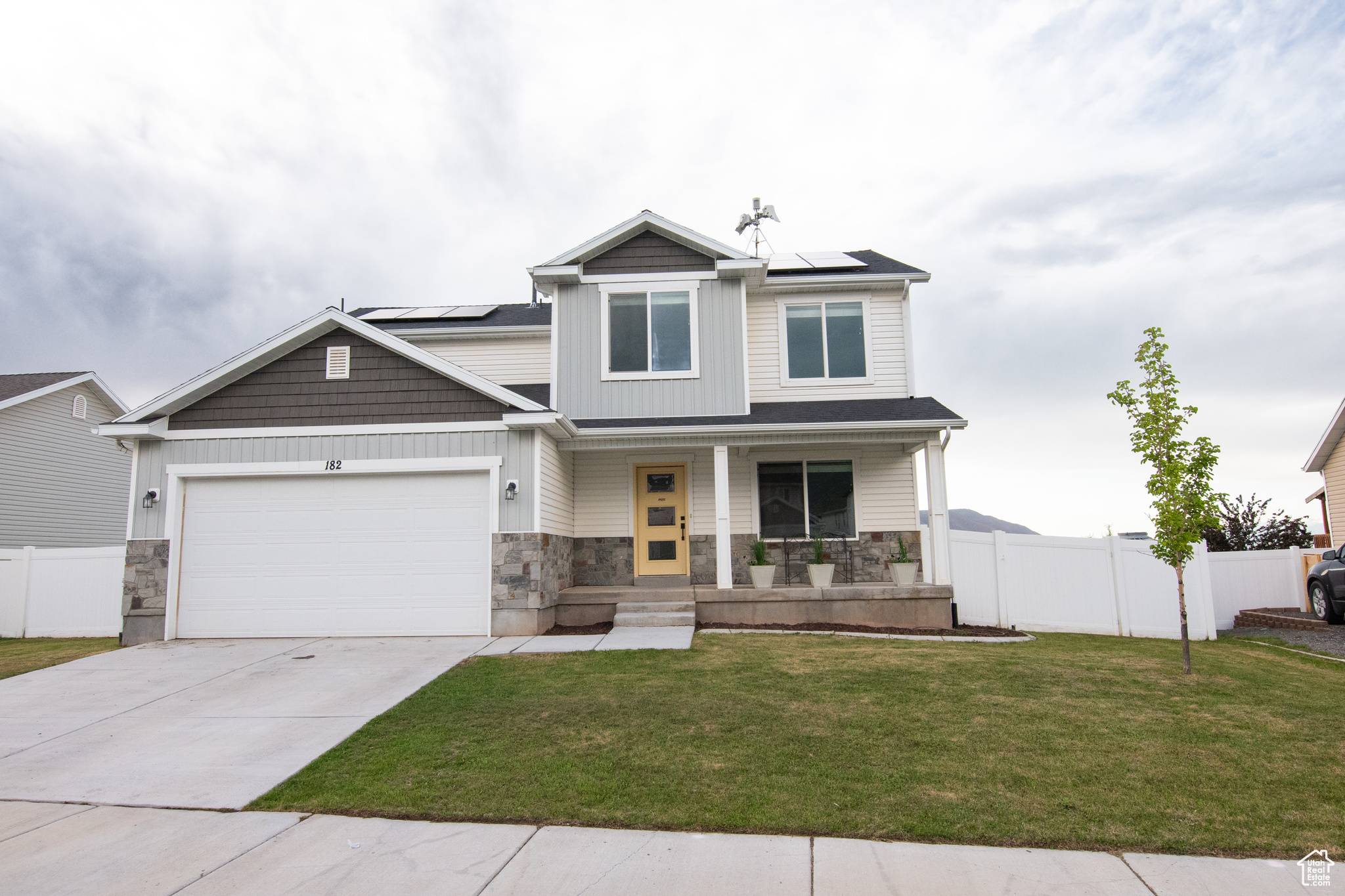Santaquin, UT 84655,182 W BRAEBURN LN