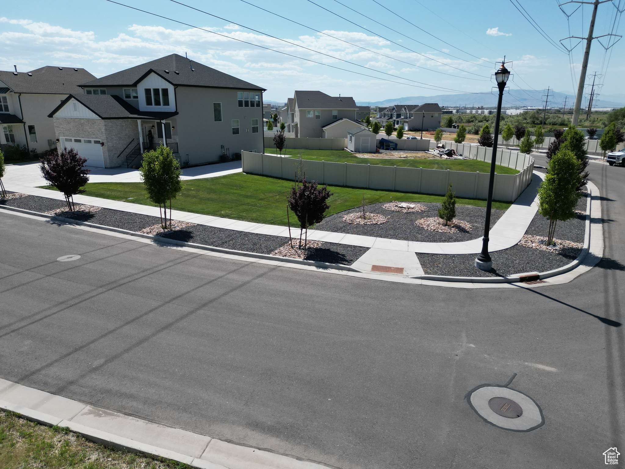 Spanish Fork, UT 84660,1573 N WOODSIDE DR