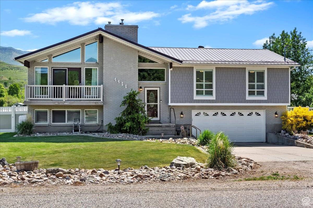Peterson, UT 84050,4456 N 3800 W