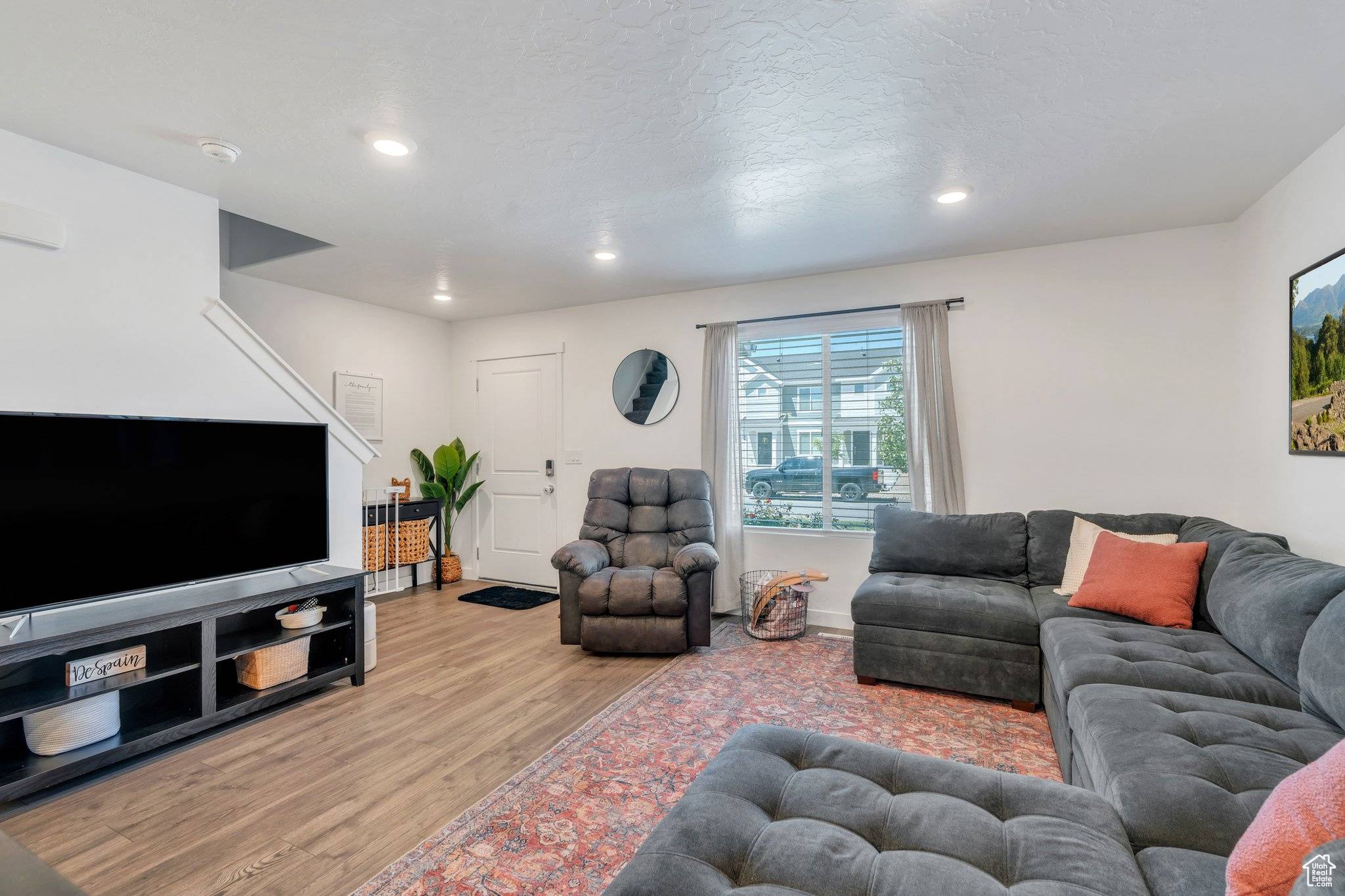 Saratoga Springs, UT 84045,41 N VOYAGER LN