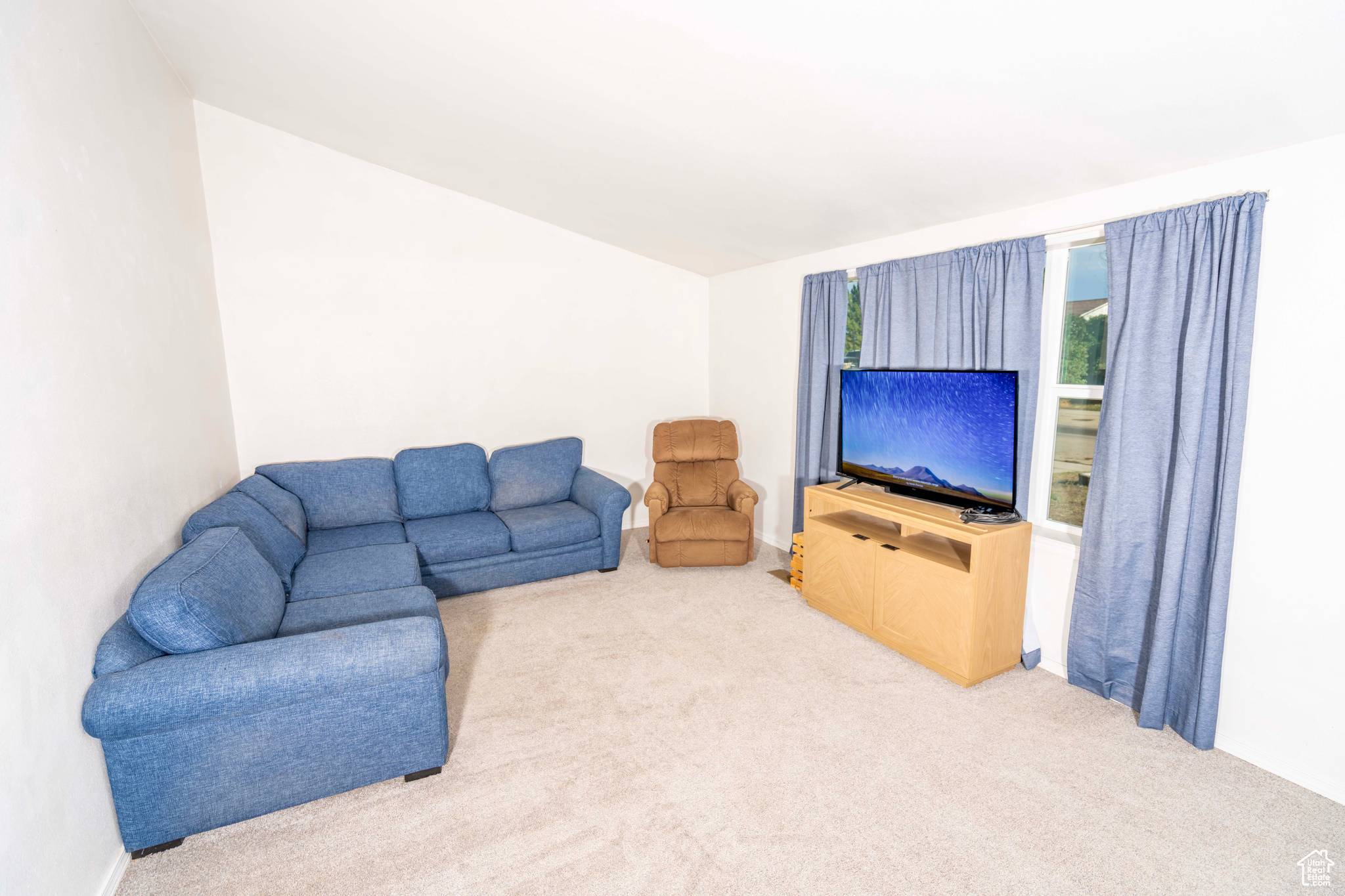 Wellington, UT 84542,707 E MAPLE